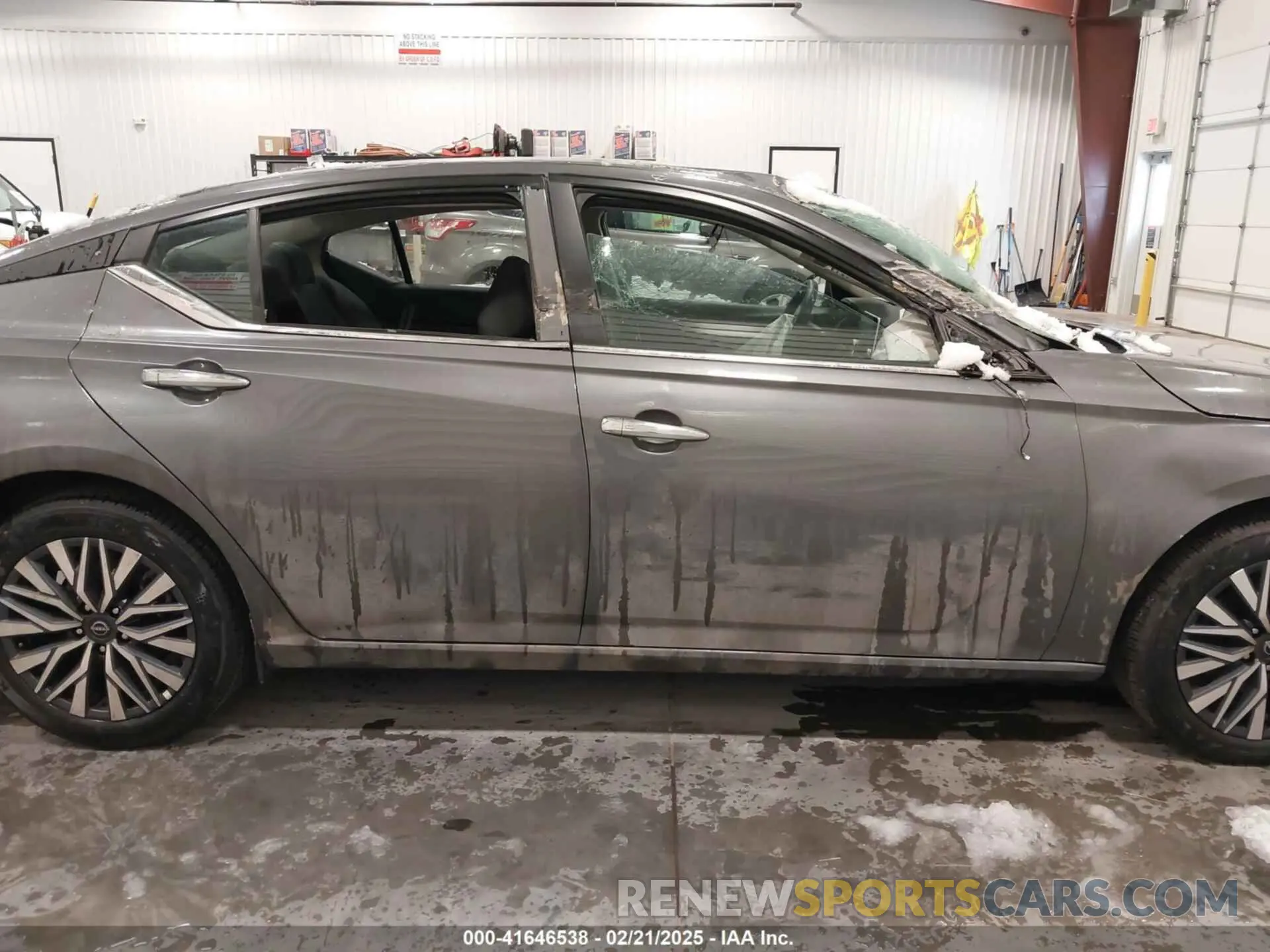 14 fotografías del automóvil dañado 1N4BL4DVXRN423400 NISSAN ALTIMA 2024