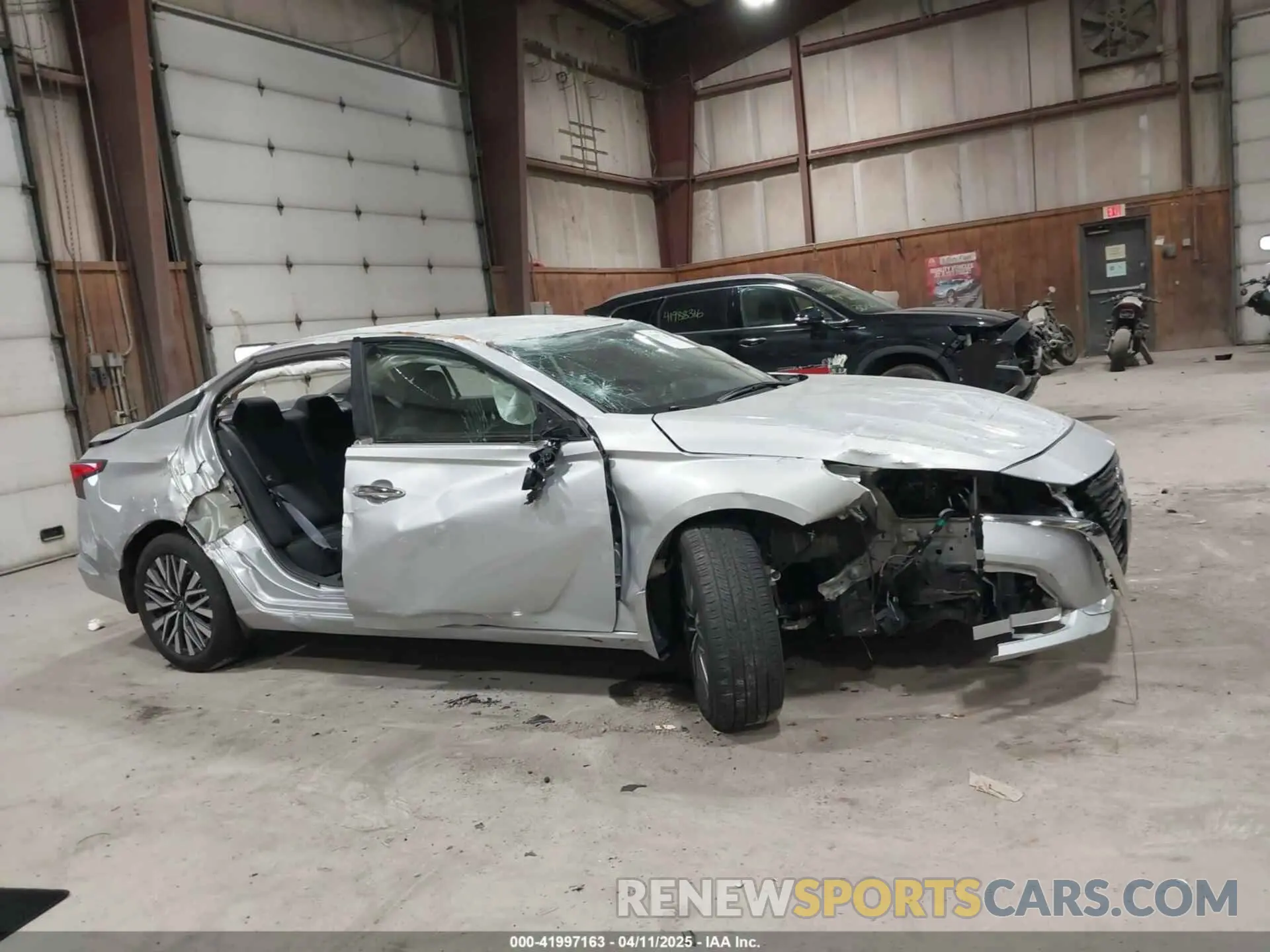 13 fotografías del automóvil dañado 1N4BL4DW3RN401845 NISSAN ALTIMA 2024