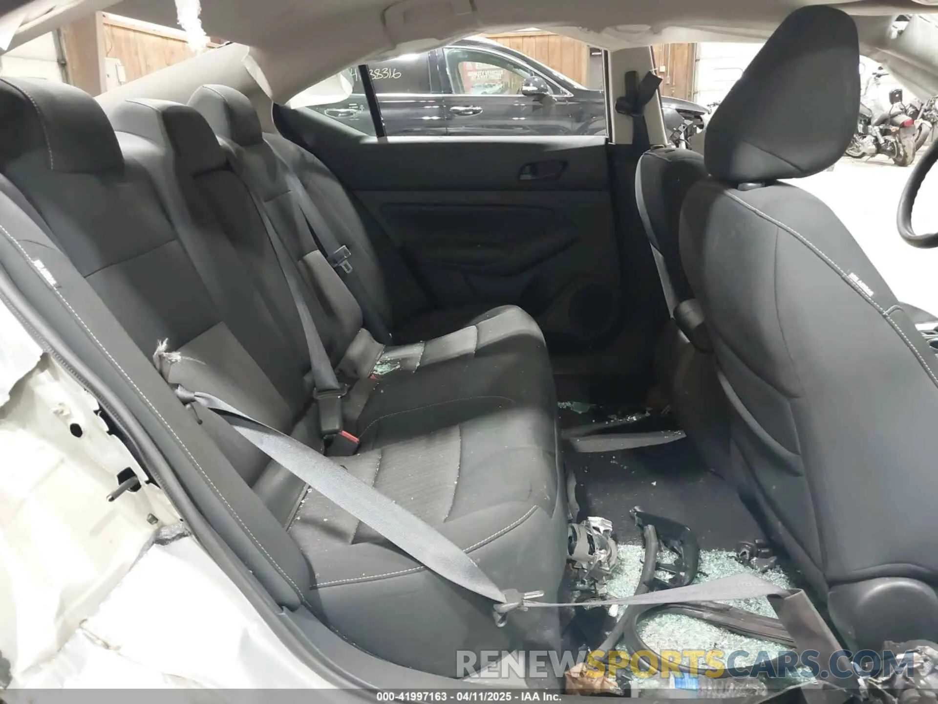 8 fotografías del automóvil dañado 1N4BL4DW3RN401845 NISSAN ALTIMA 2024