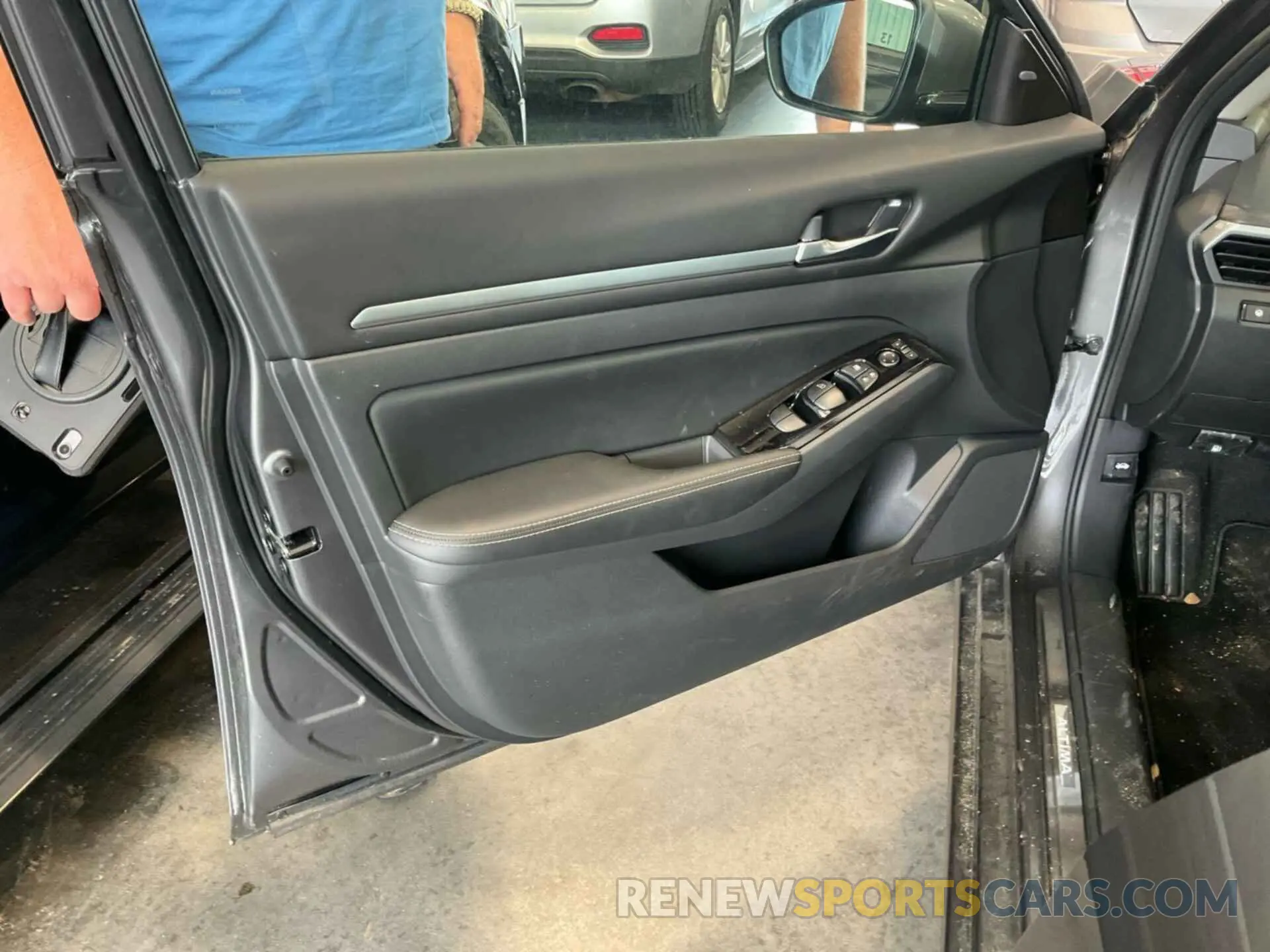 23 fotografías del automóvil dañado 1N4BL4EV1RN304939 NISSAN ALTIMA 2024