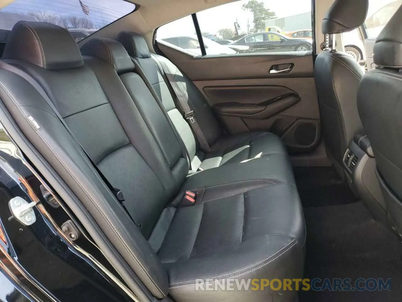 11 fotografías del automóvil dañado 1N4BL4EV4RN309178 NISSAN ALTIMA 2024