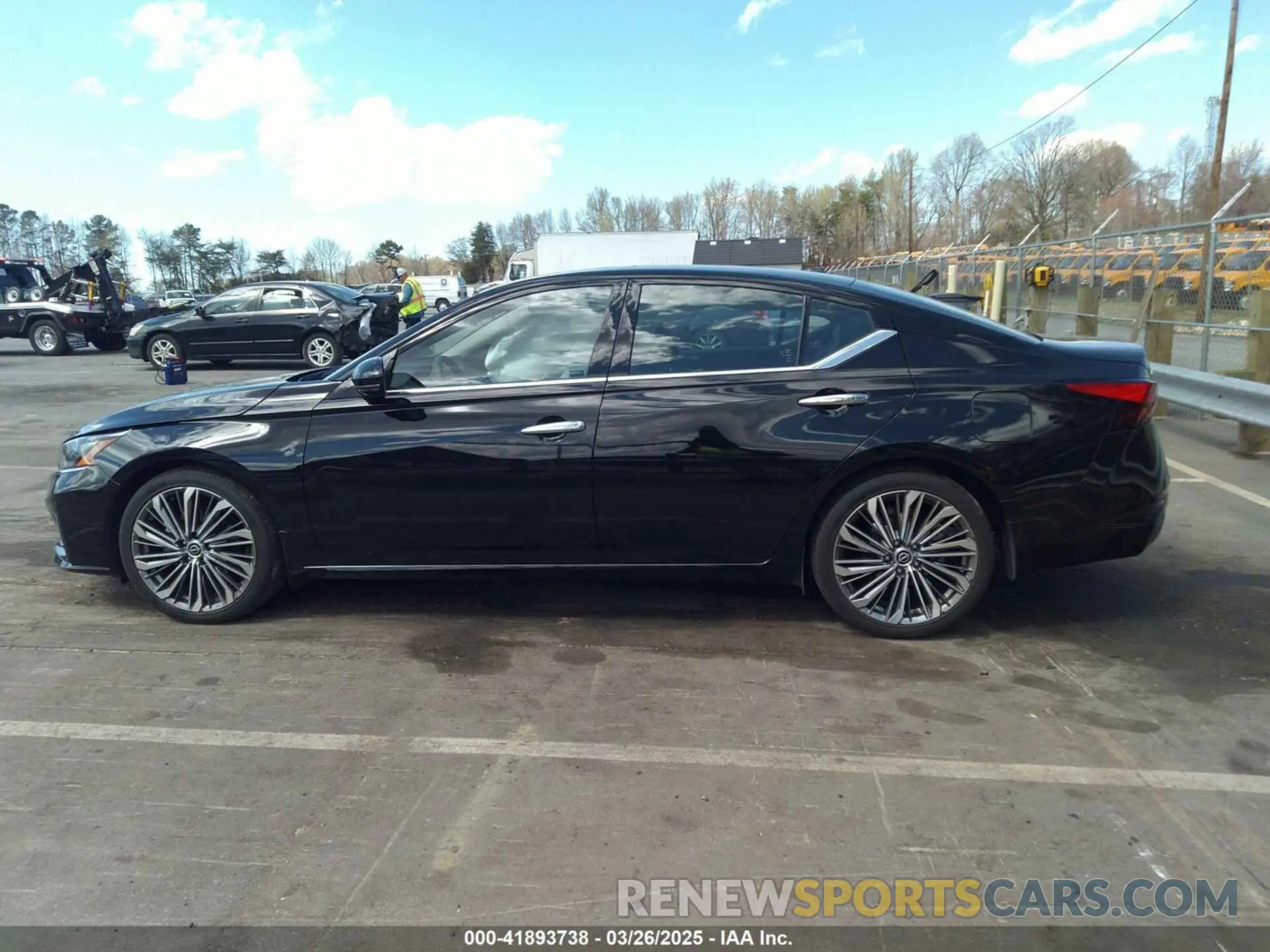 14 fotografías del automóvil dañado 1N4BL4EVXRN345537 NISSAN ALTIMA 2024