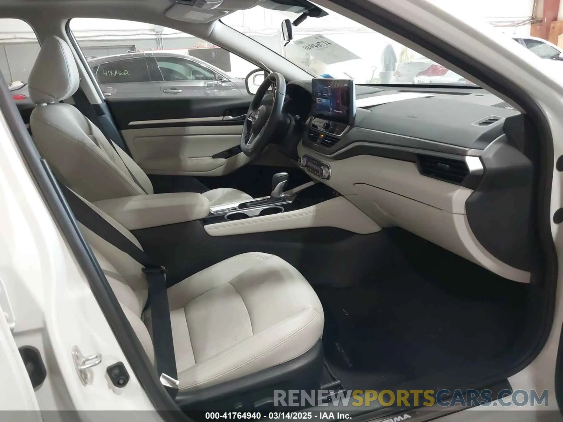 5 fotografías del automóvil dañado 1N4BL4EW3RN414447 NISSAN ALTIMA 2024