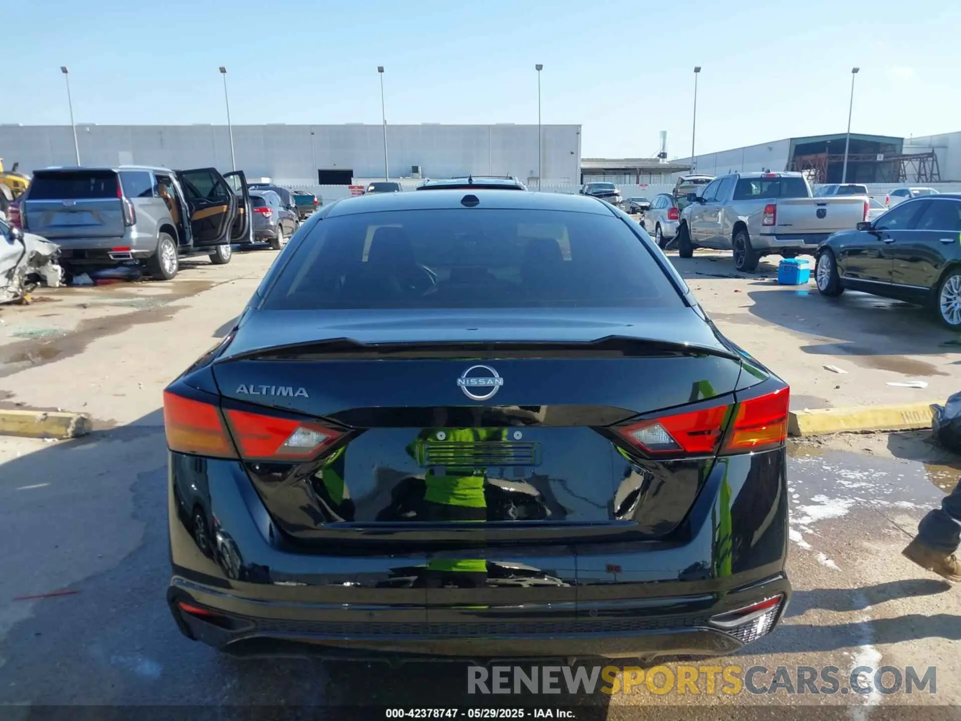 17 fotografías del automóvil dañado 1N4BL4BV0SN317580 NISSAN ALTIMA 2025