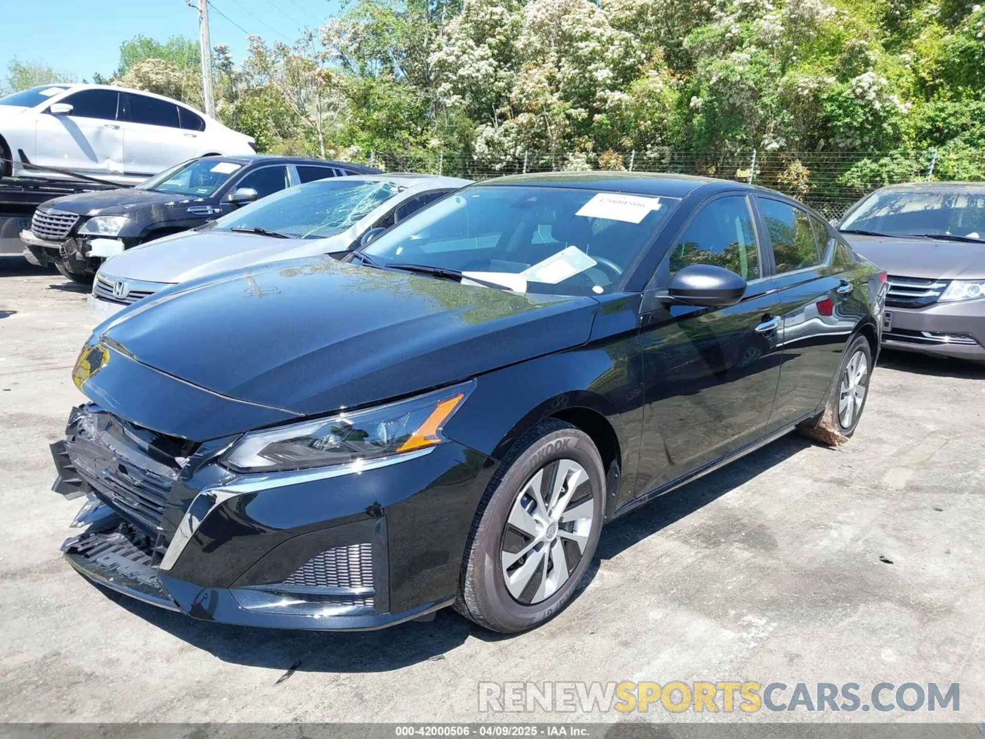 2 fotografías del automóvil dañado 1N4BL4BV1SN317250 NISSAN ALTIMA 2025