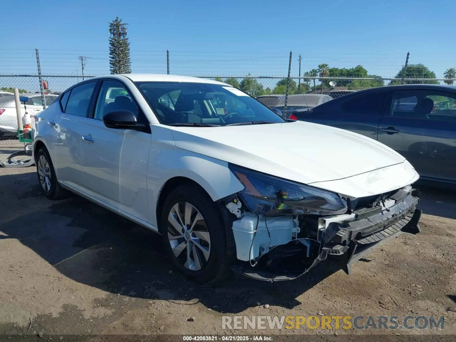 14 fotografías del automóvil dañado 1N4BL4BV5SN309703 NISSAN ALTIMA 2025