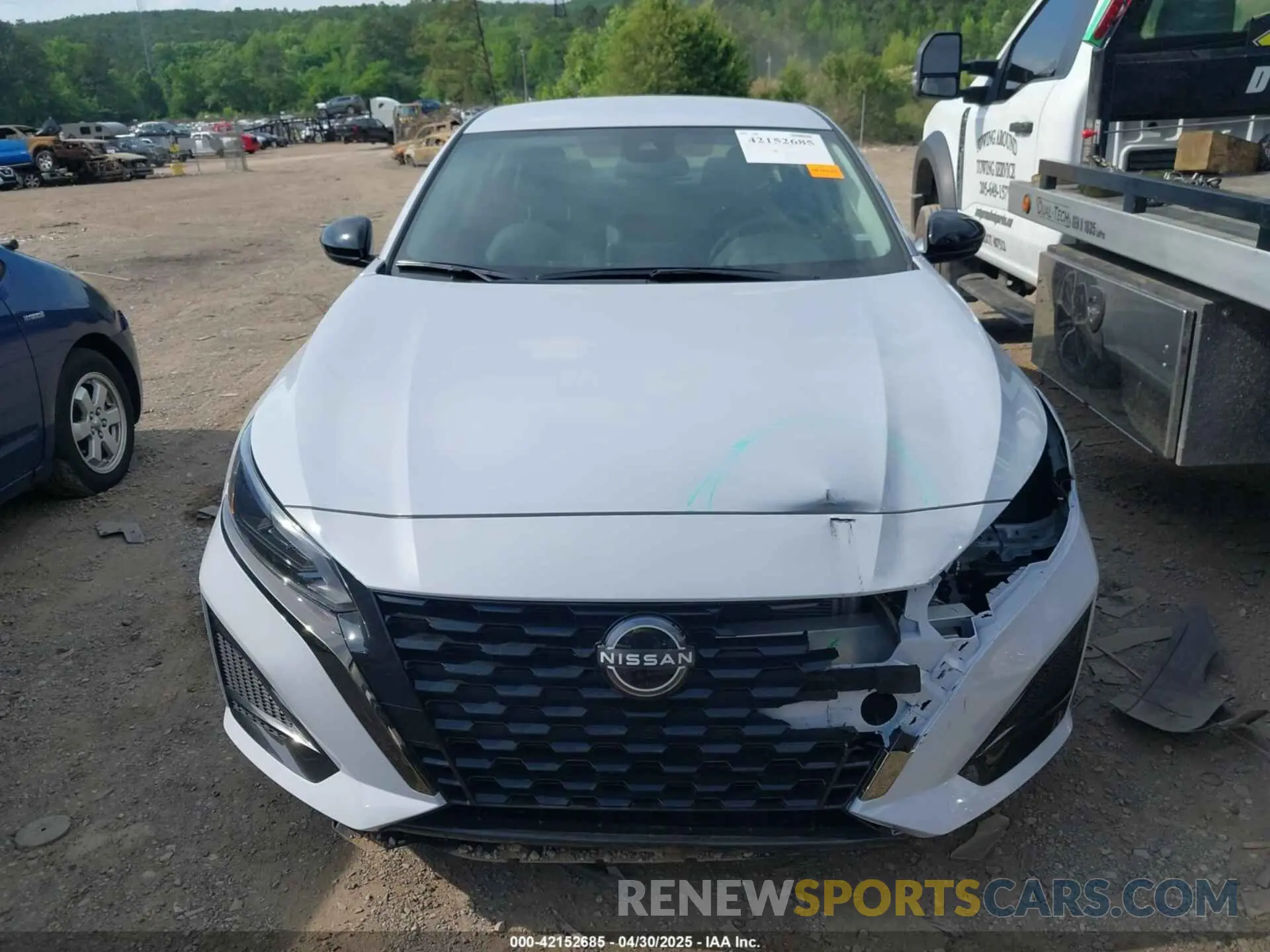 11 fotografías del automóvil dañado 1N4BL4CV0SN361223 NISSAN ALTIMA 2025