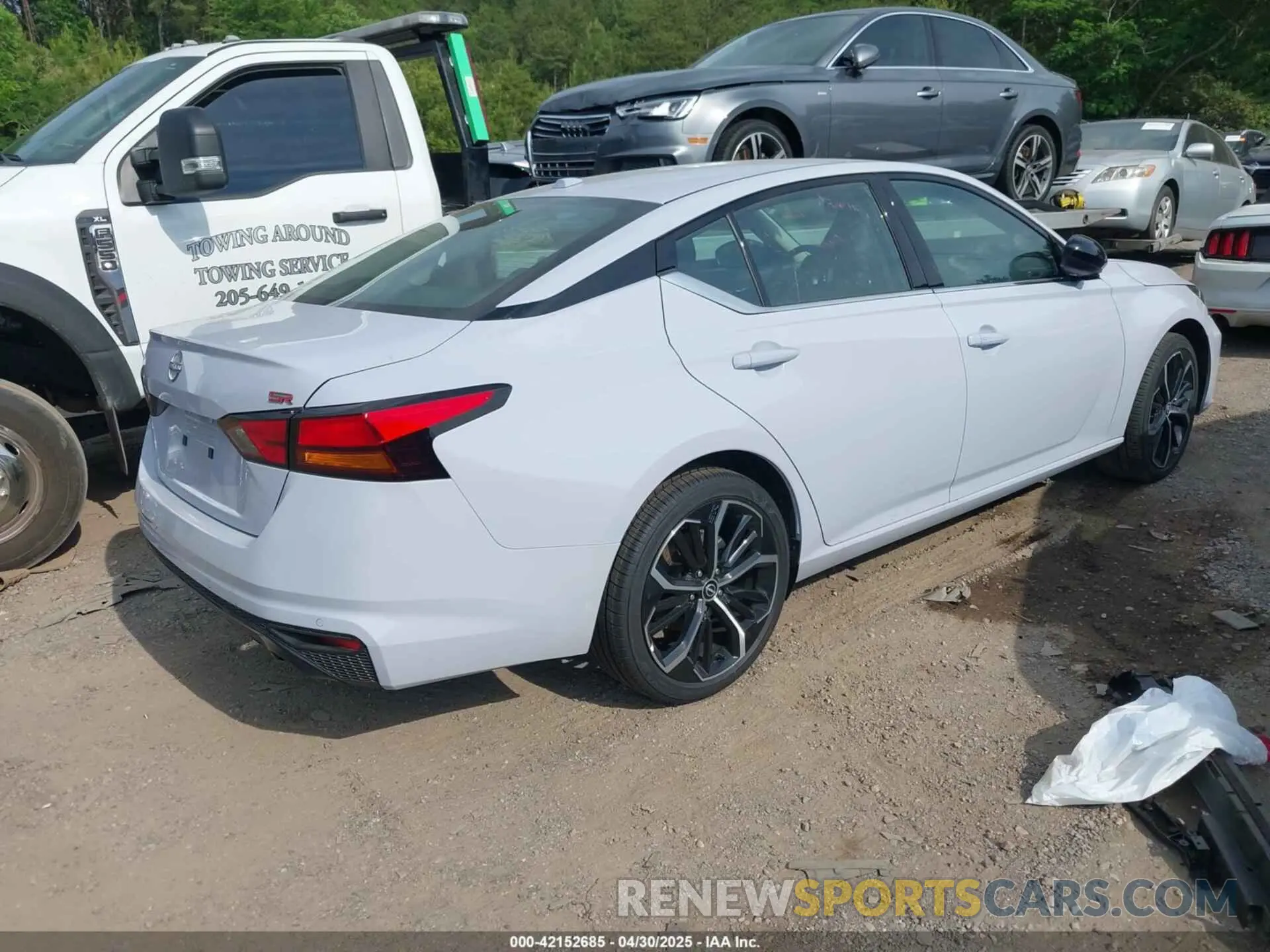 4 fotografías del automóvil dañado 1N4BL4CV0SN361223 NISSAN ALTIMA 2025