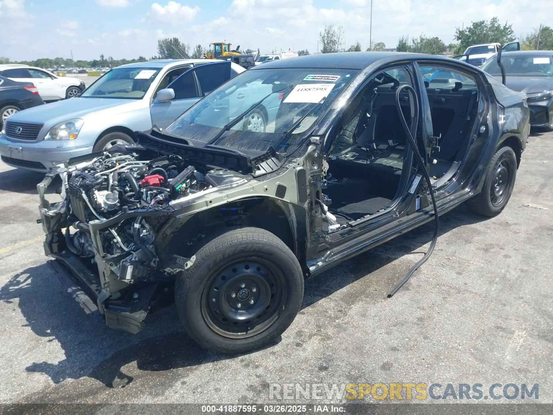 2 fotografías del automóvil dañado 1N4BL4CV4SN363170 NISSAN ALTIMA 2025