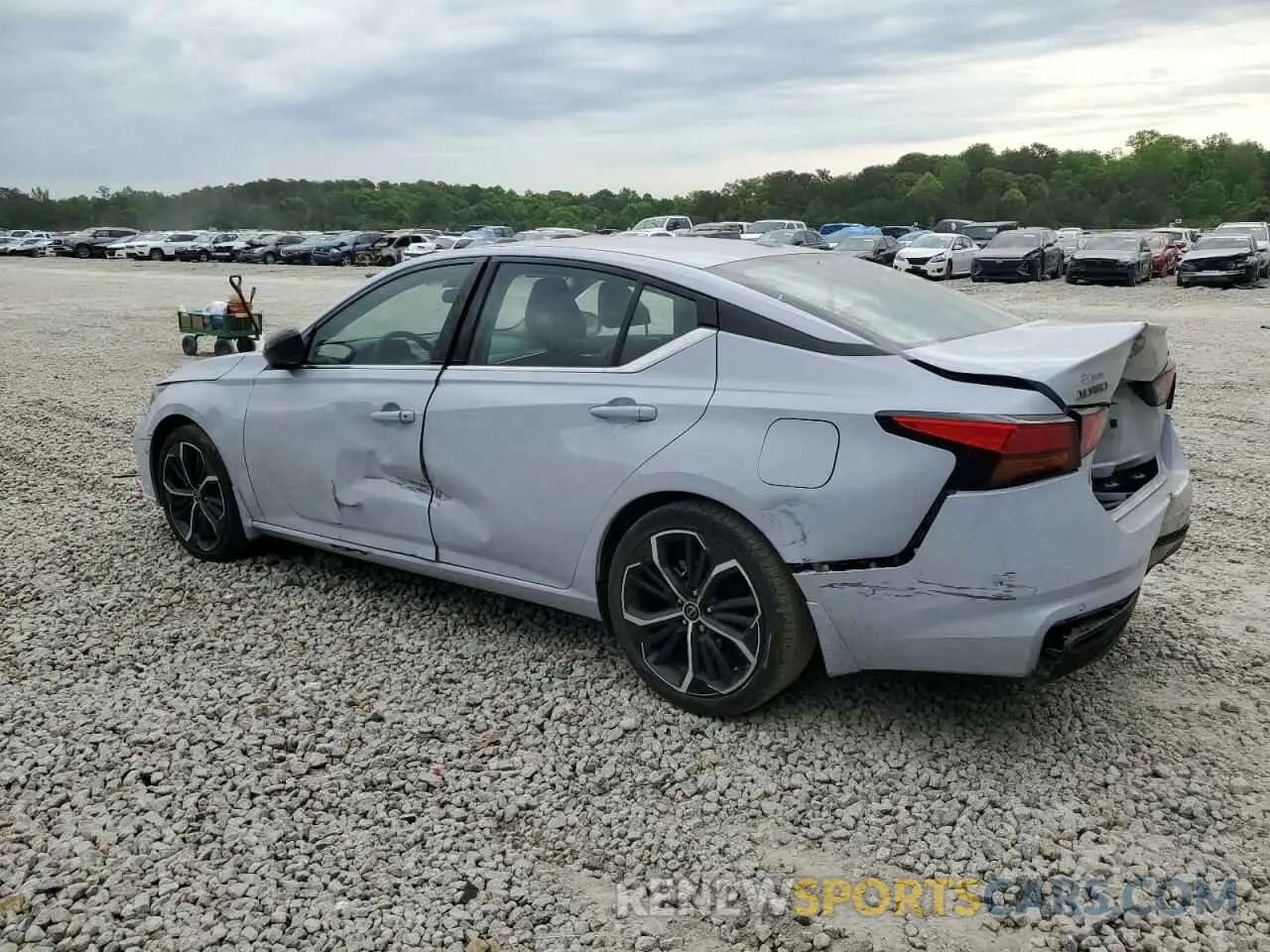 2 fotografías del automóvil dañado 1N4BL4CV5SN350458 NISSAN ALTIMA 2025