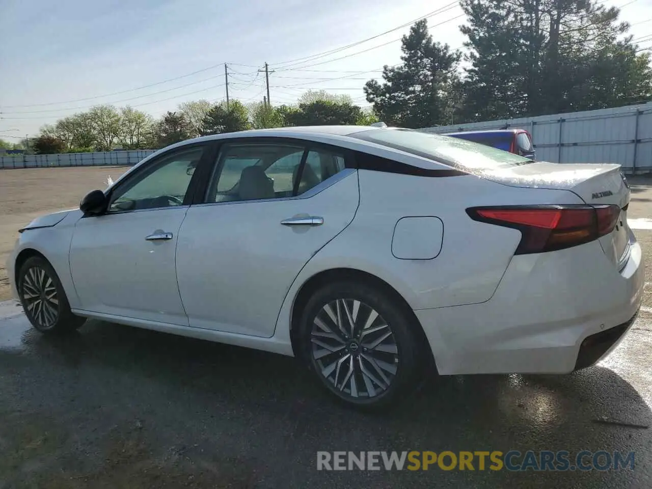 2 fotografías del automóvil dañado 1N4BL4DV0SN300095 NISSAN ALTIMA 2025