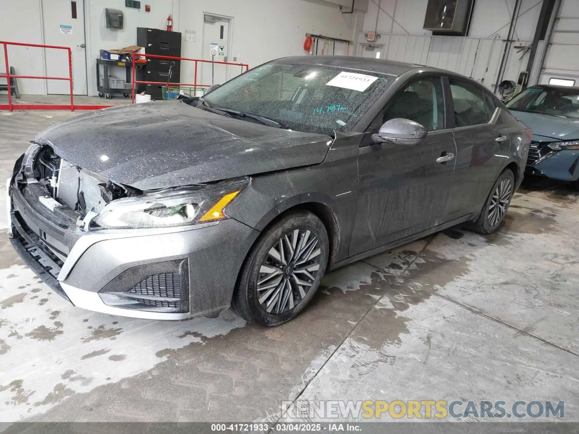 2 fotografías del automóvil dañado 1N4BL4DV0SN302395 NISSAN ALTIMA 2025