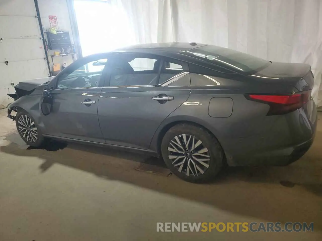 2 fotografías del automóvil dañado 1N4BL4DV0SN381986 NISSAN ALTIMA 2025