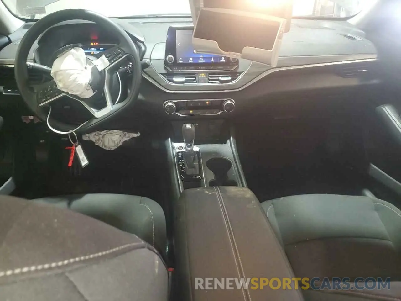 8 fotografías del automóvil dañado 1N4BL4DV0SN381986 NISSAN ALTIMA 2025