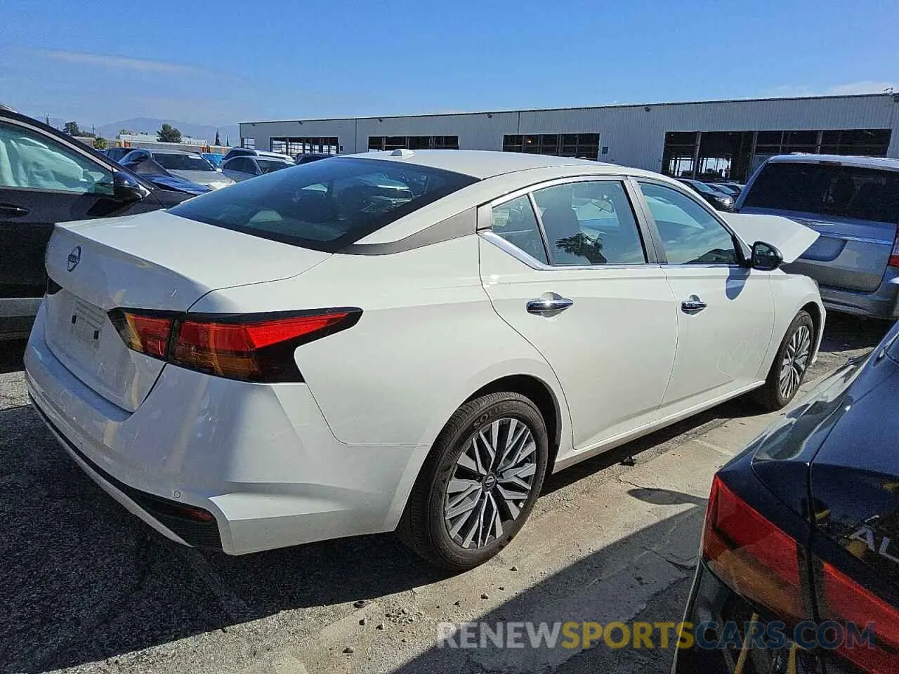 3 fotografías del automóvil dañado 1N4BL4DV1SN340704 NISSAN ALTIMA 2025
