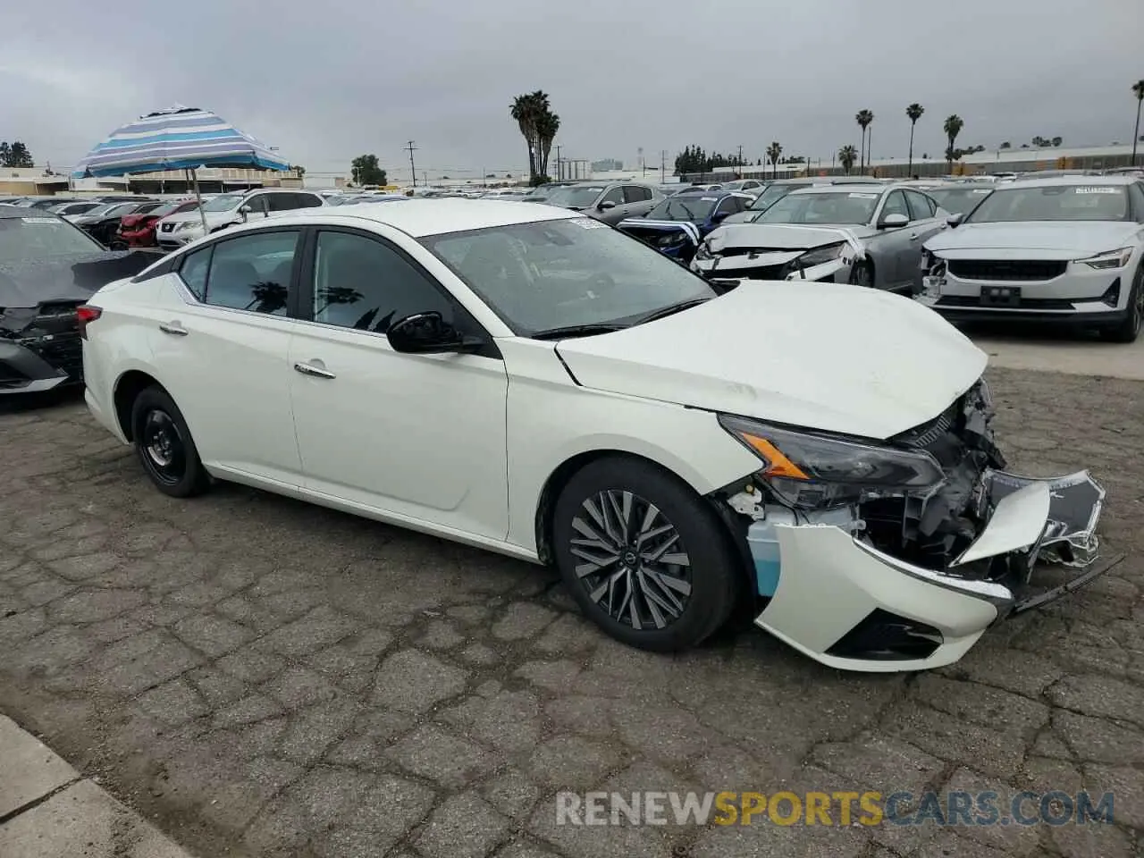 4 fotografías del automóvil dañado 1N4BL4DV1SN363836 NISSAN ALTIMA 2025