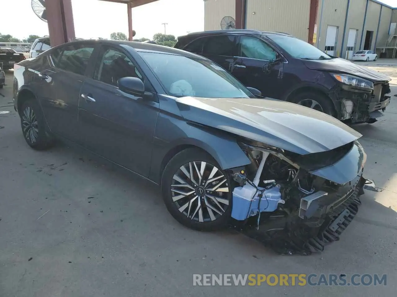 4 fotografías del automóvil dañado 1N4BL4DV1SN367711 NISSAN ALTIMA 2025