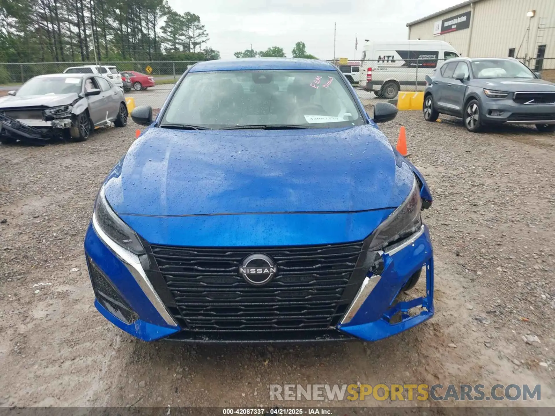 12 fotografías del automóvil dañado 1N4BL4DV1SN376554 NISSAN ALTIMA 2025