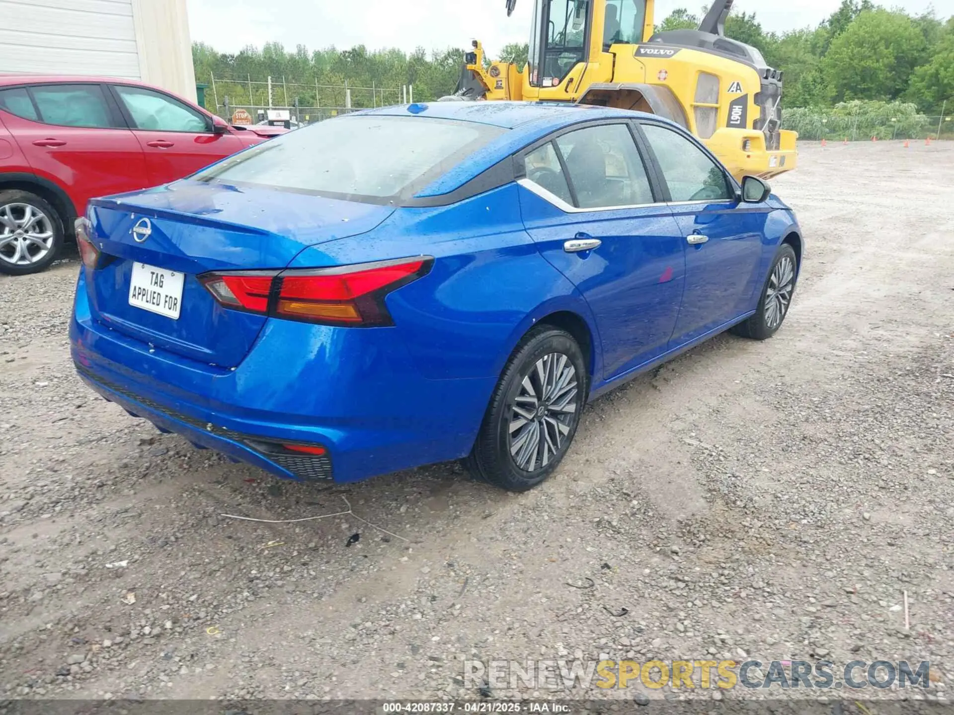 4 fotografías del automóvil dañado 1N4BL4DV1SN376554 NISSAN ALTIMA 2025