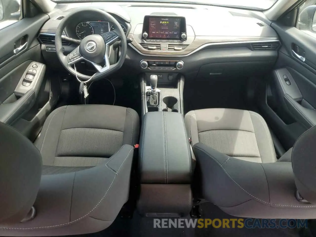 8 fotografías del automóvil dañado 1N4BL4DV1SN380992 NISSAN ALTIMA 2025