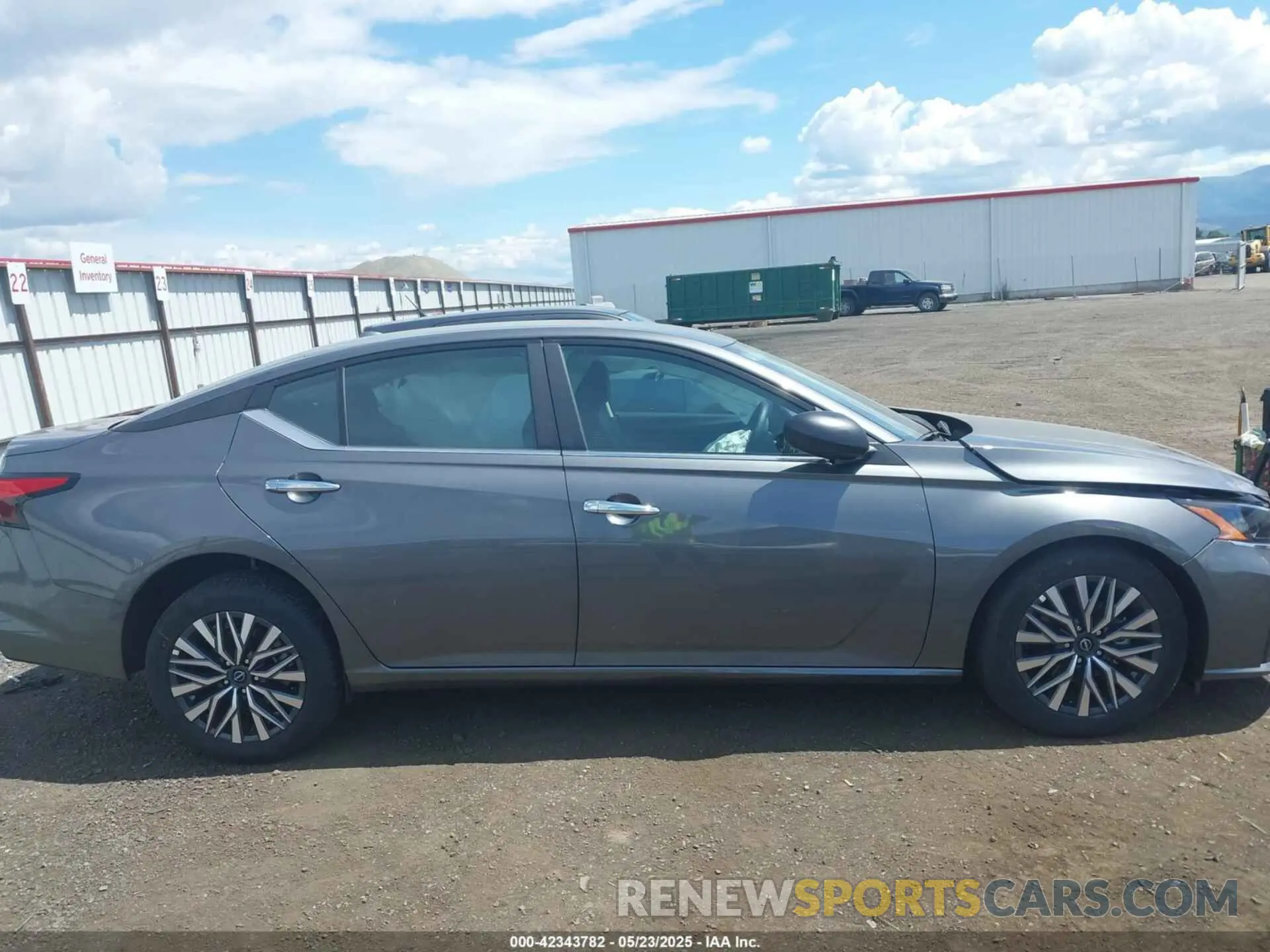 14 fotografías del automóvil dañado 1N4BL4DV1SN381639 NISSAN ALTIMA 2025