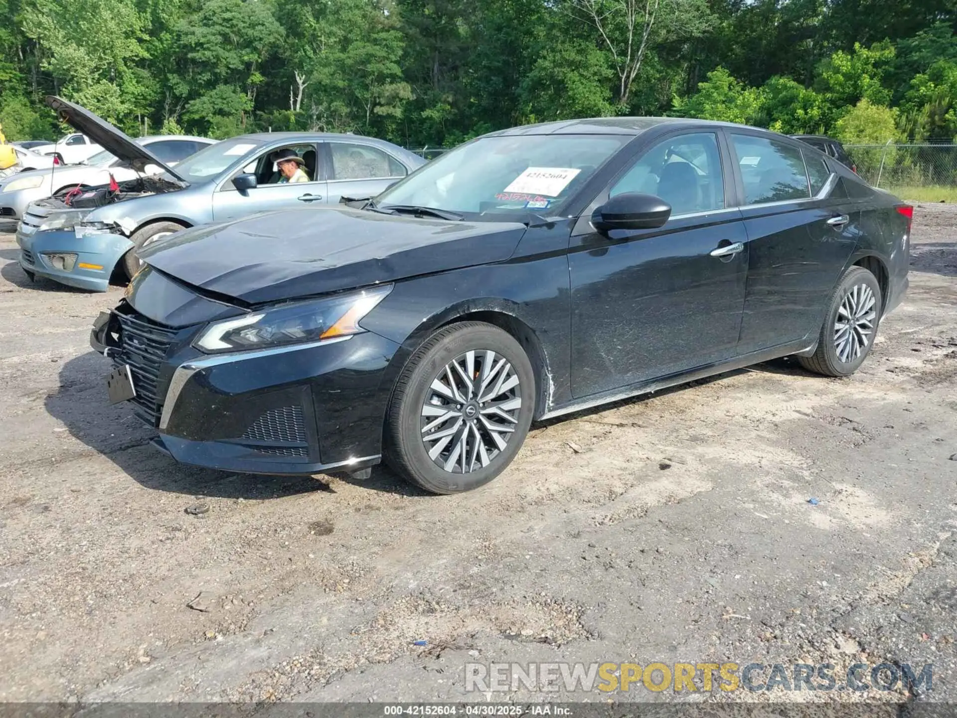 2 fotografías del automóvil dañado 1N4BL4DV2SN307873 NISSAN ALTIMA 2025