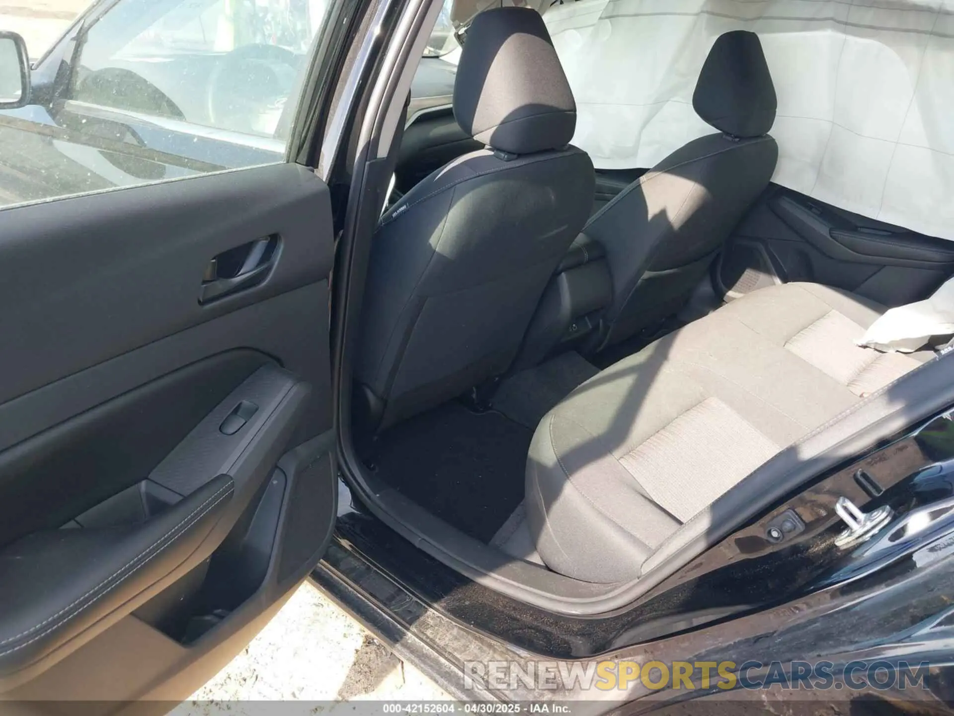 8 fotografías del automóvil dañado 1N4BL4DV2SN307873 NISSAN ALTIMA 2025