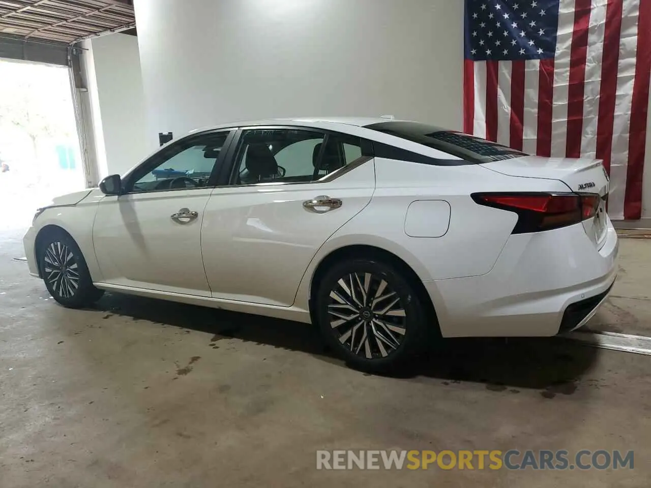 2 fotografías del automóvil dañado 1N4BL4DV2SN393878 NISSAN ALTIMA 2025