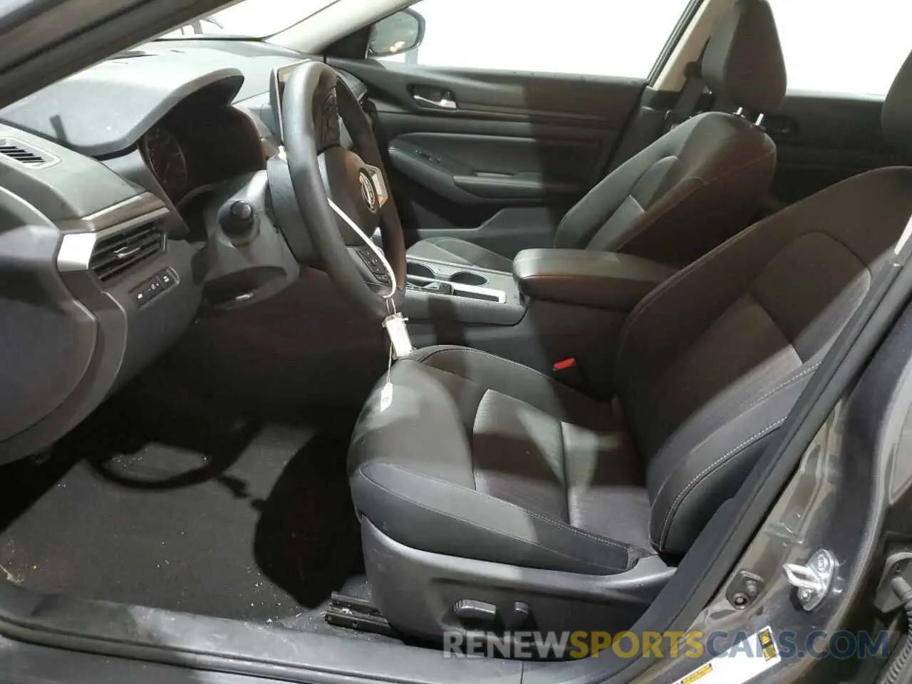 7 fotografías del automóvil dañado 1N4BL4DV3SN319000 NISSAN ALTIMA 2025