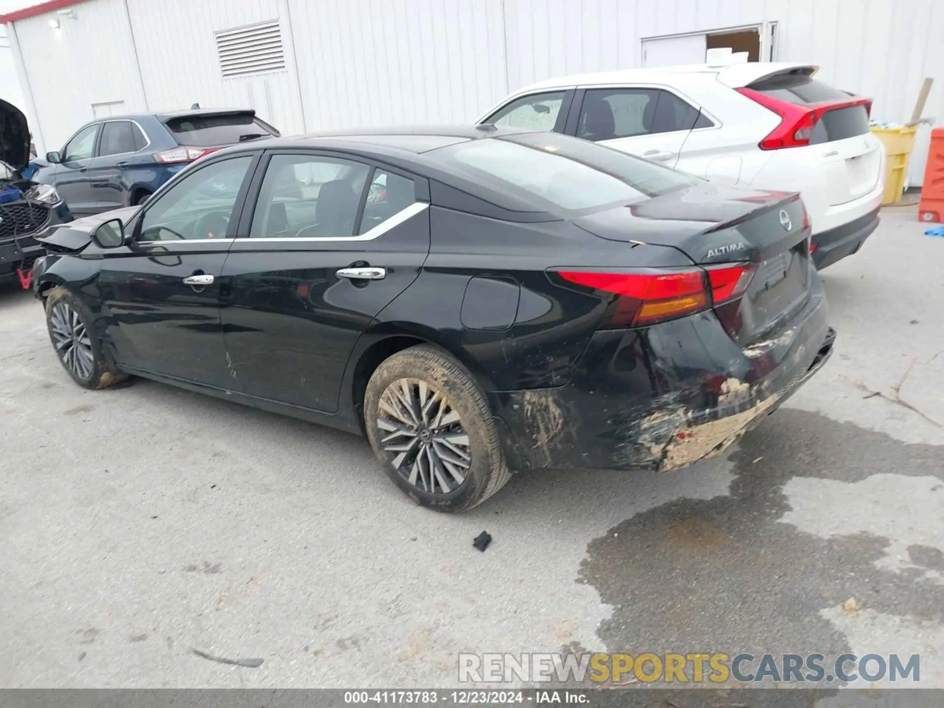 3 fotografías del automóvil dañado 1N4BL4DV3SN334001 NISSAN ALTIMA 2025