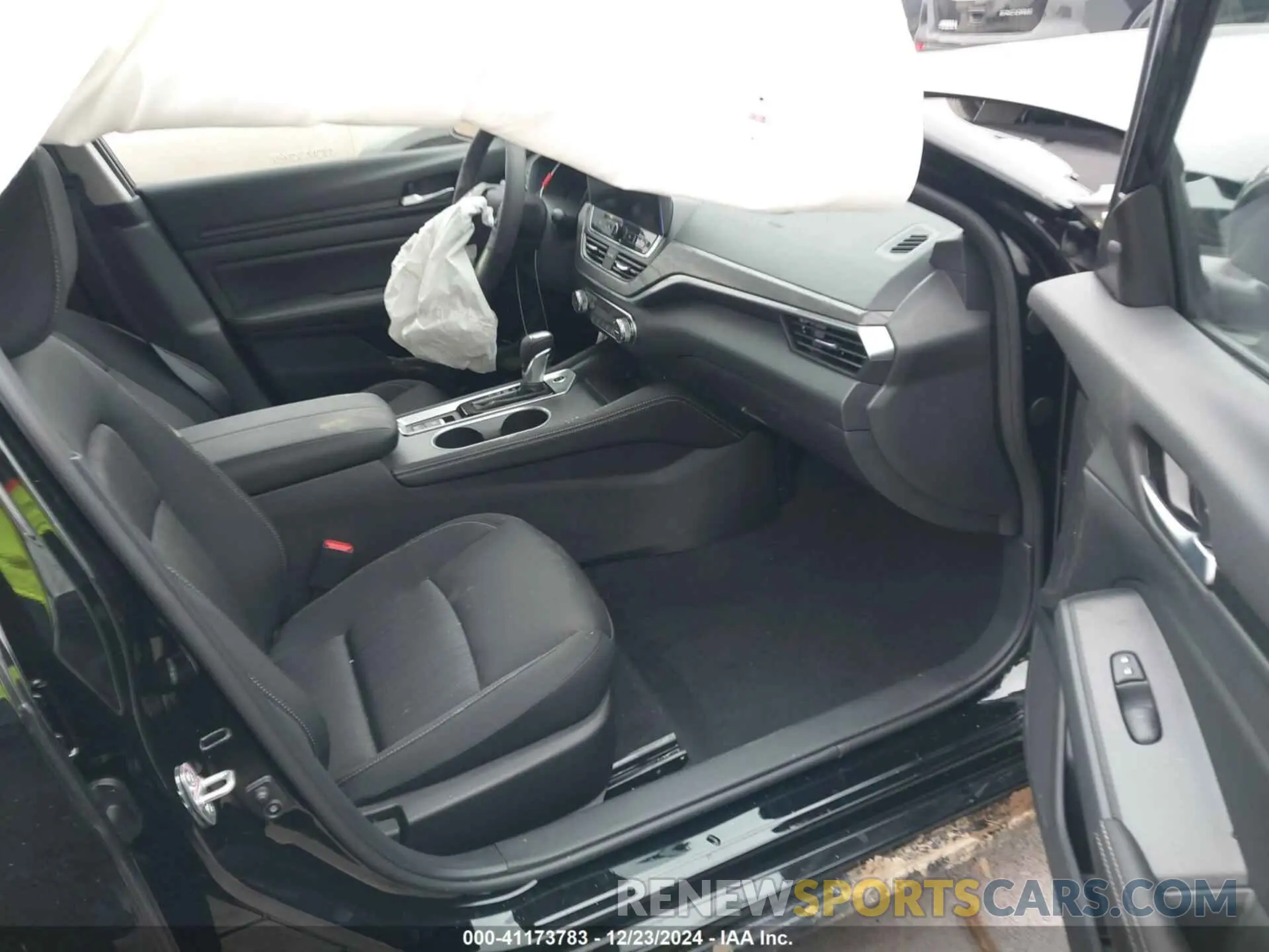 5 fotografías del automóvil dañado 1N4BL4DV3SN334001 NISSAN ALTIMA 2025