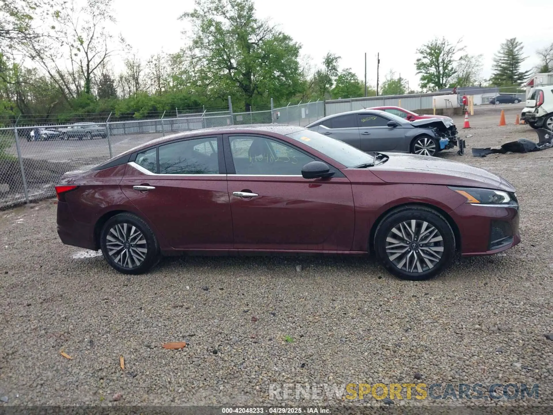 13 fotografías del automóvil dañado 1N4BL4DV3SN335052 NISSAN ALTIMA 2025