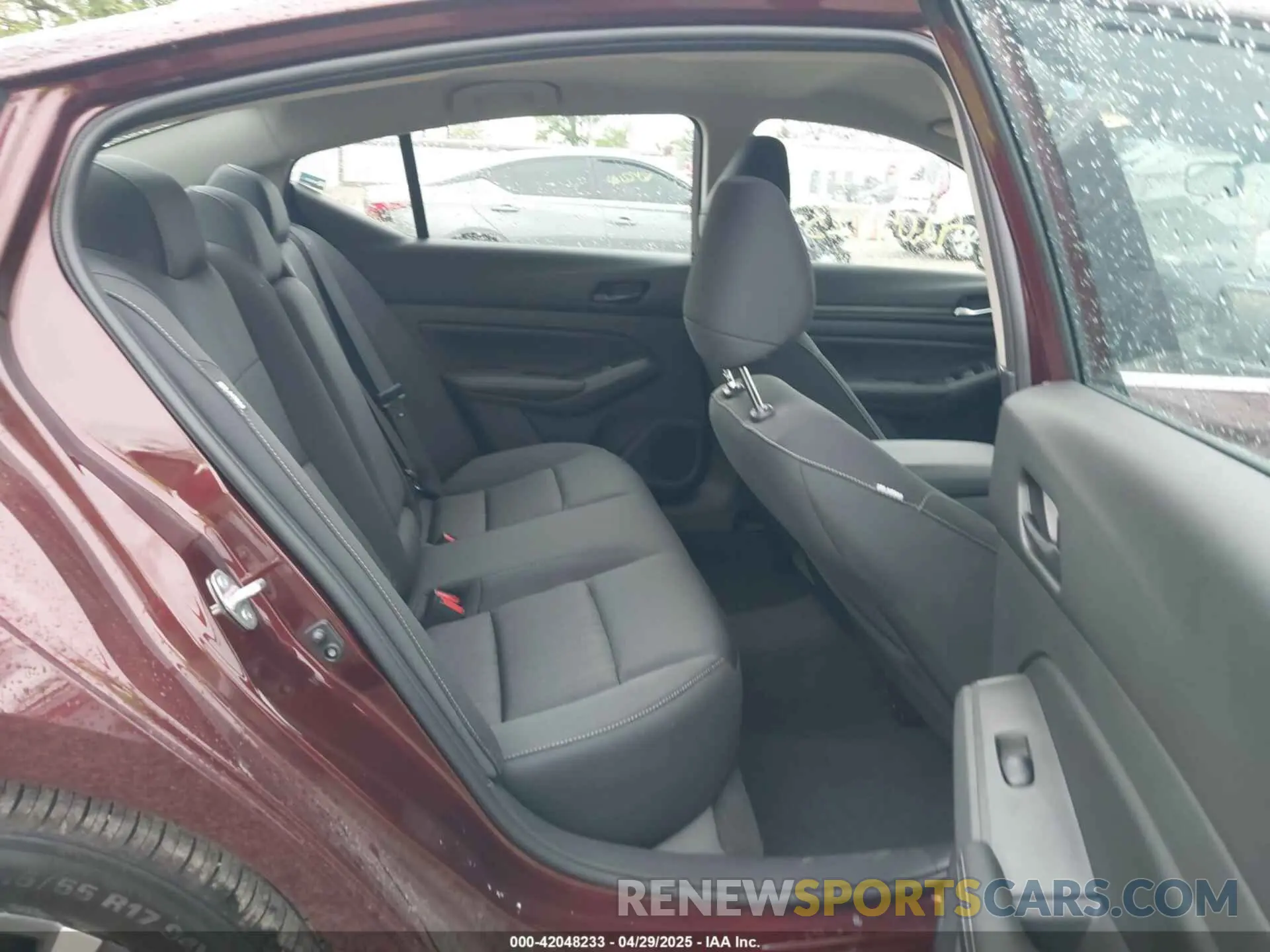 8 fotografías del automóvil dañado 1N4BL4DV3SN335052 NISSAN ALTIMA 2025