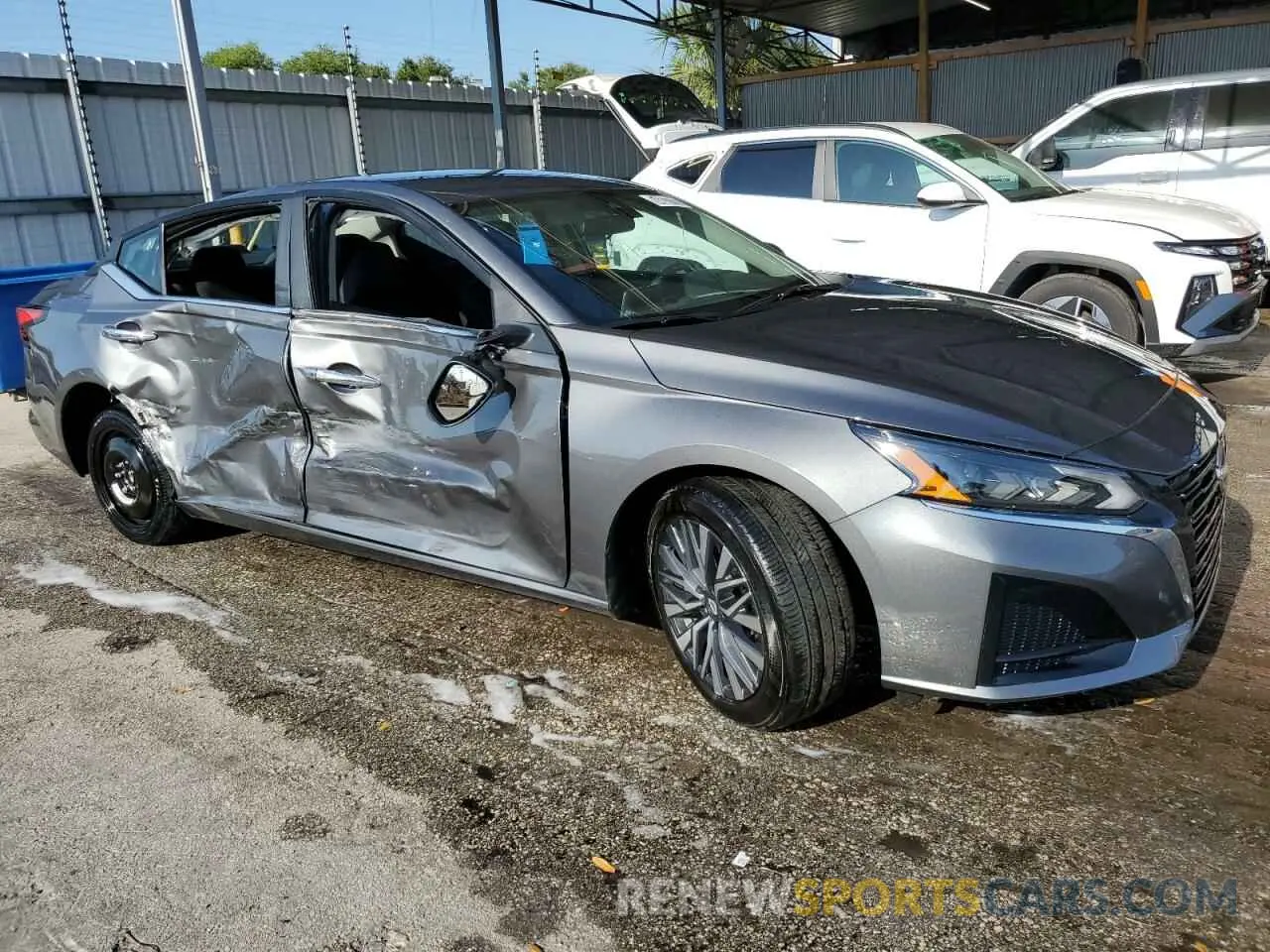 4 fotografías del automóvil dañado 1N4BL4DV3SN348321 NISSAN ALTIMA 2025