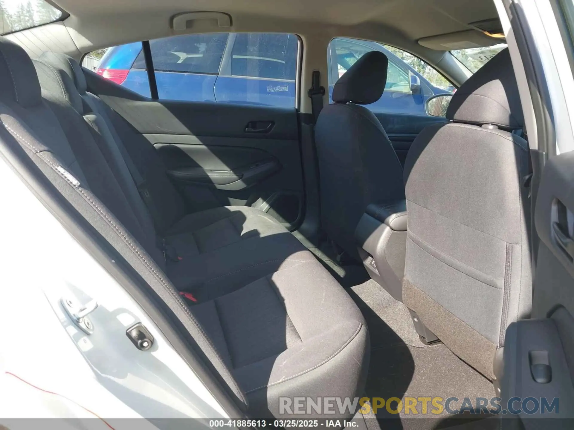 8 fotografías del automóvil dañado 1N4BL4DV3SN358315 NISSAN ALTIMA 2025