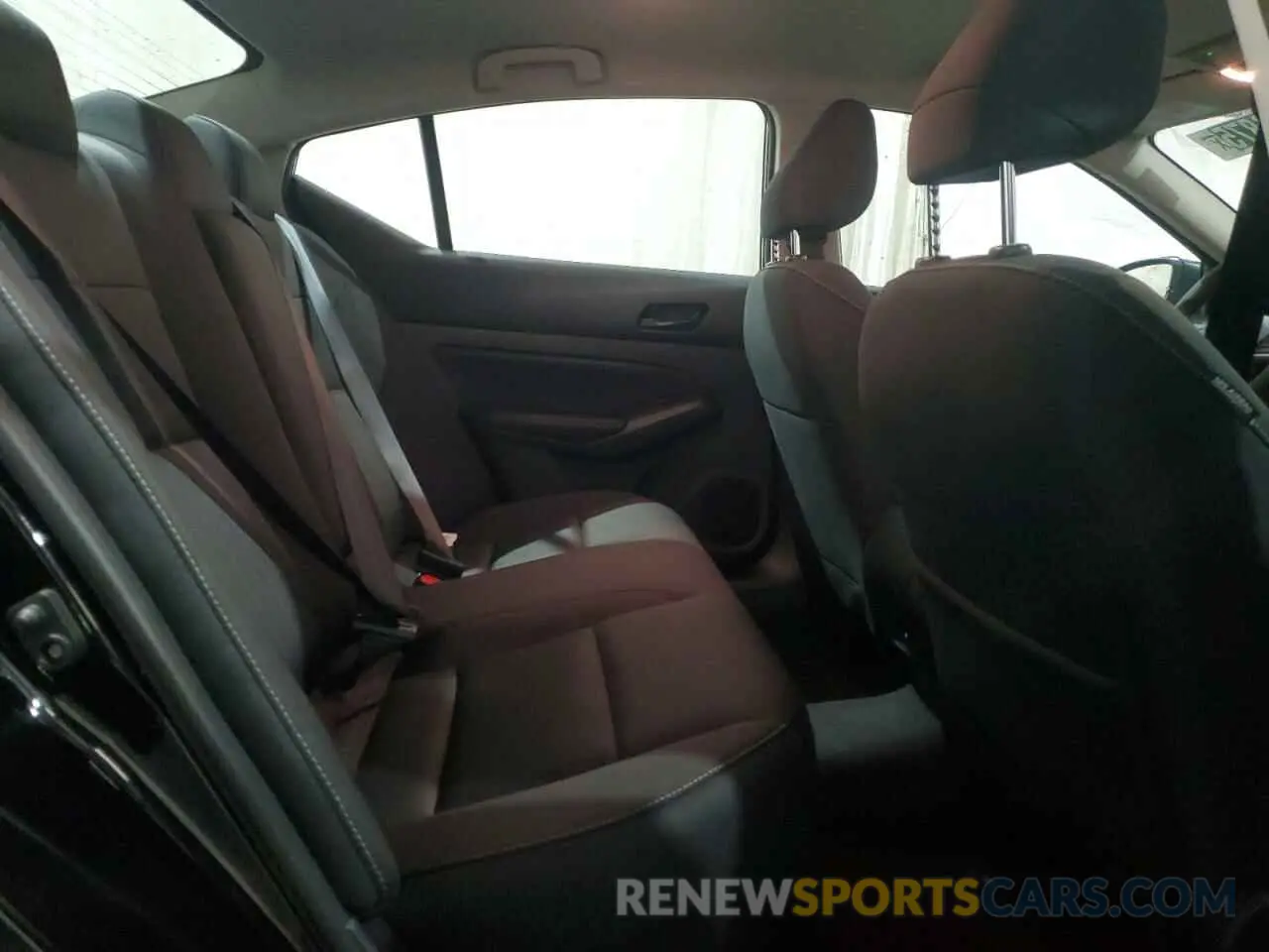 10 fotografías del automóvil dañado 1N4BL4DV3SN375793 NISSAN ALTIMA 2025