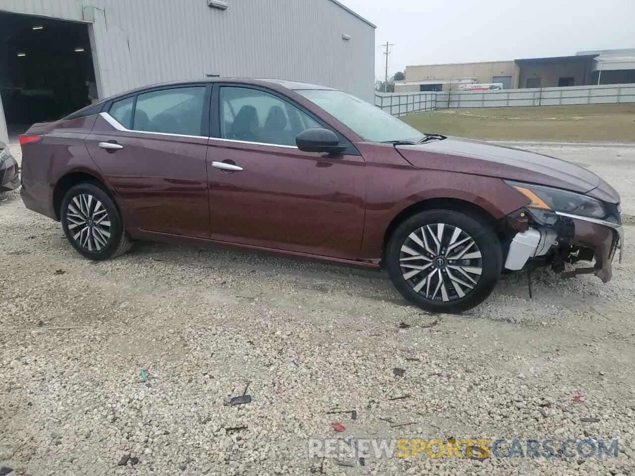 4 fotografías del automóvil dañado 1N4BL4DV5SN341824 NISSAN ALTIMA 2025