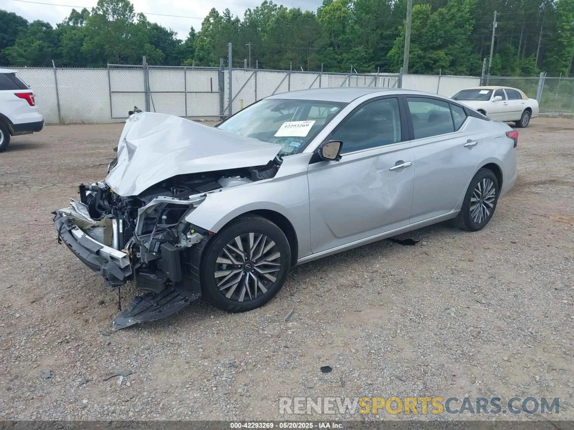 2 fotografías del automóvil dañado 1N4BL4DV5SN357330 NISSAN ALTIMA 2025