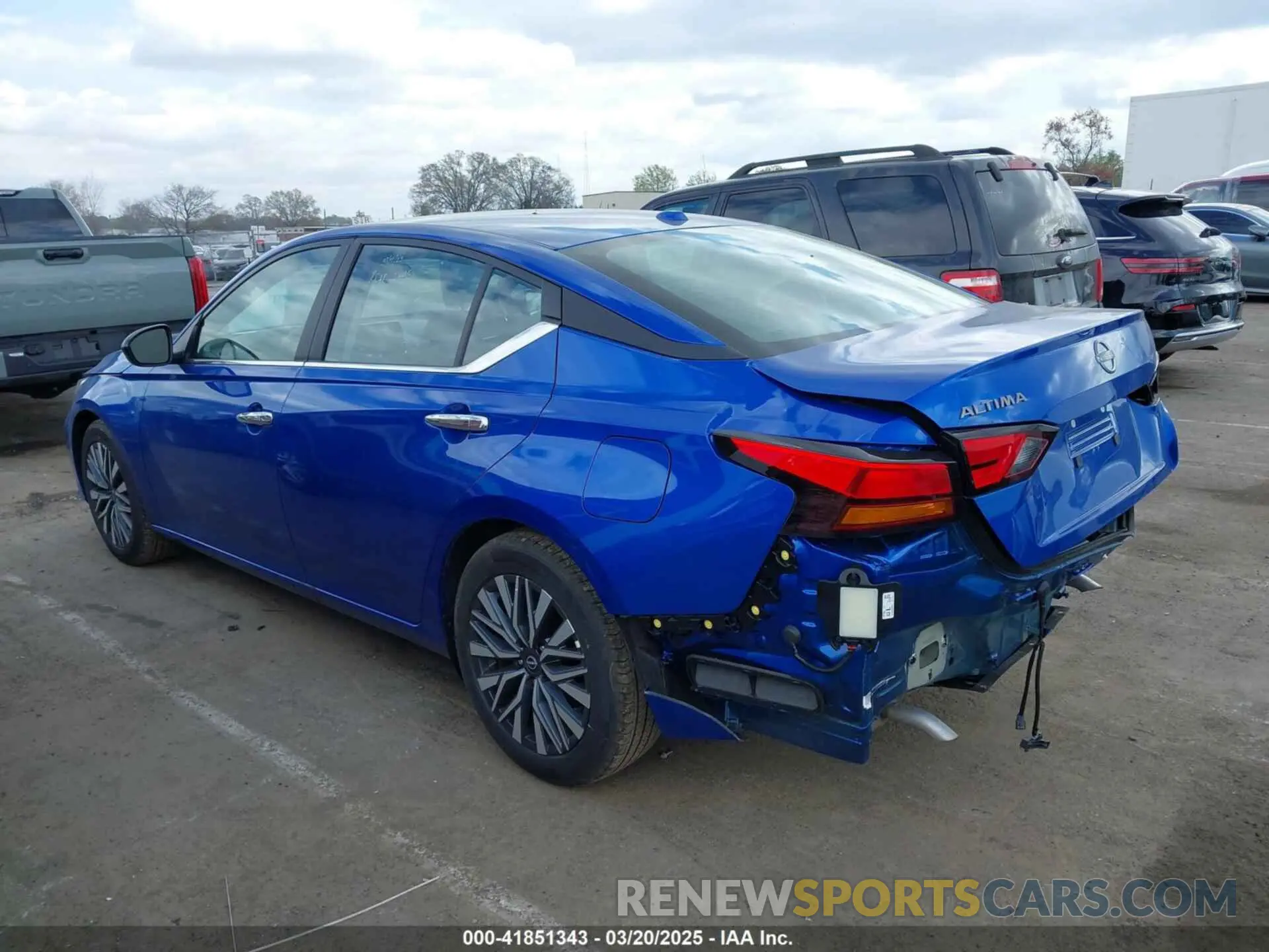14 fotografías del automóvil dañado 1N4BL4DV5SN365511 NISSAN ALTIMA 2025