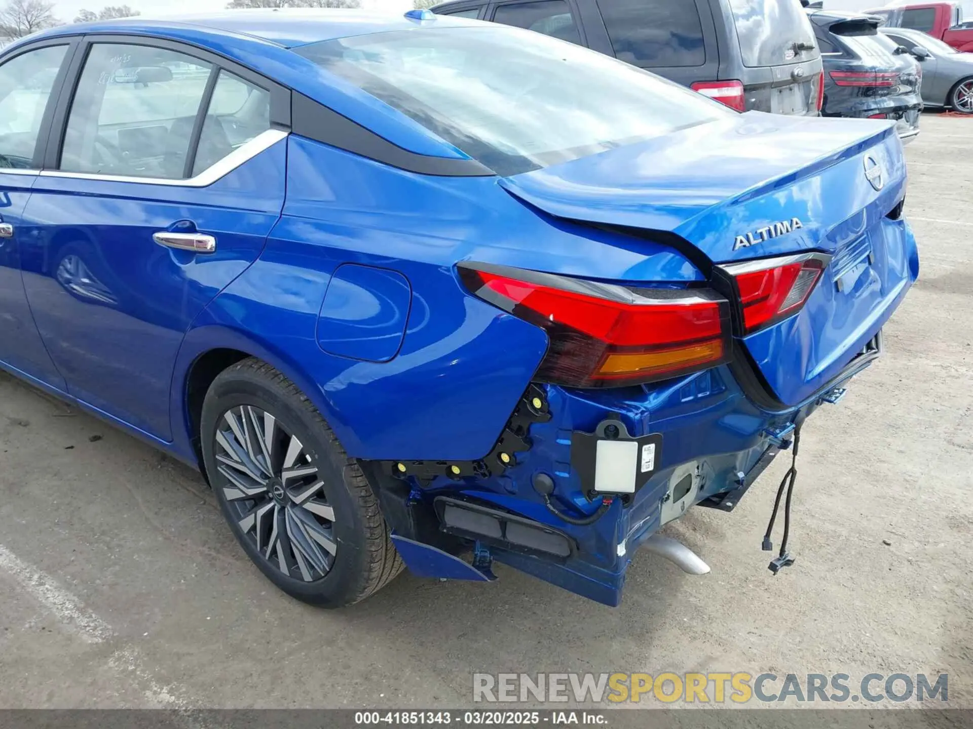 19 fotografías del automóvil dañado 1N4BL4DV5SN365511 NISSAN ALTIMA 2025