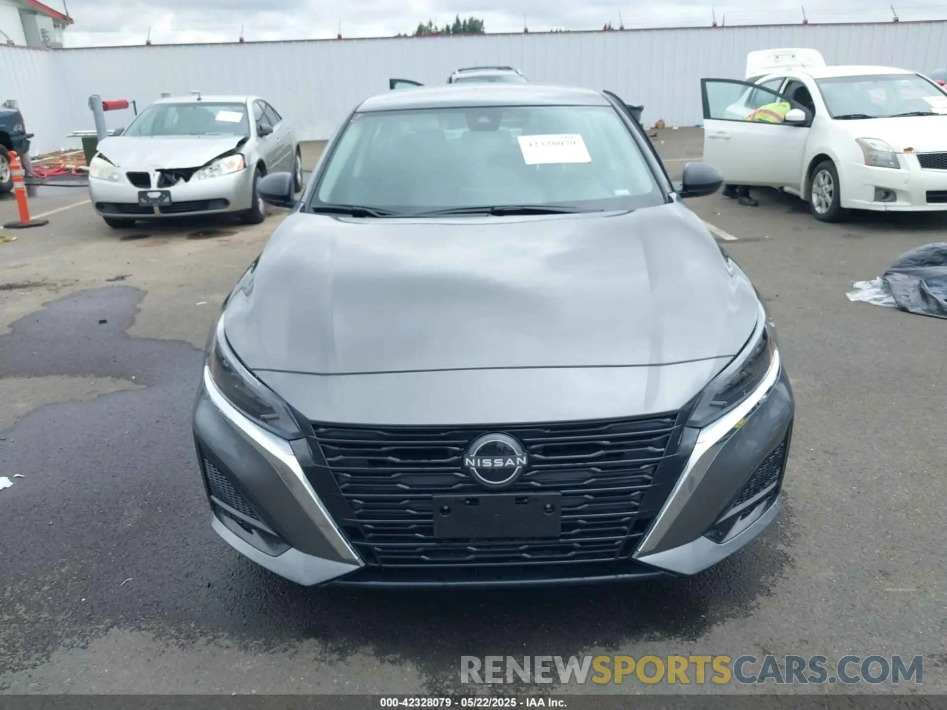 12 fotografías del automóvil dañado 1N4BL4DV5SN381613 NISSAN ALTIMA 2025