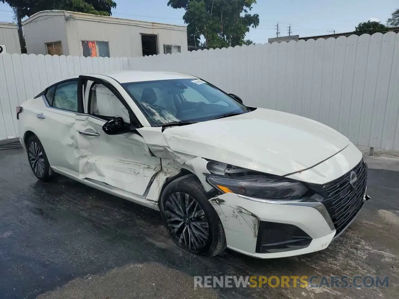 4 fotografías del automóvil dañado 1N4BL4DV6SN318665 NISSAN ALTIMA 2025