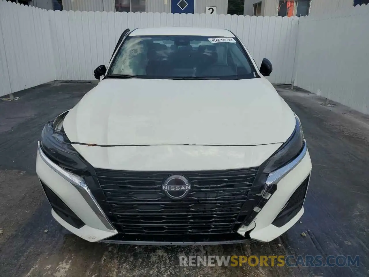 5 fotografías del automóvil dañado 1N4BL4DV6SN318665 NISSAN ALTIMA 2025