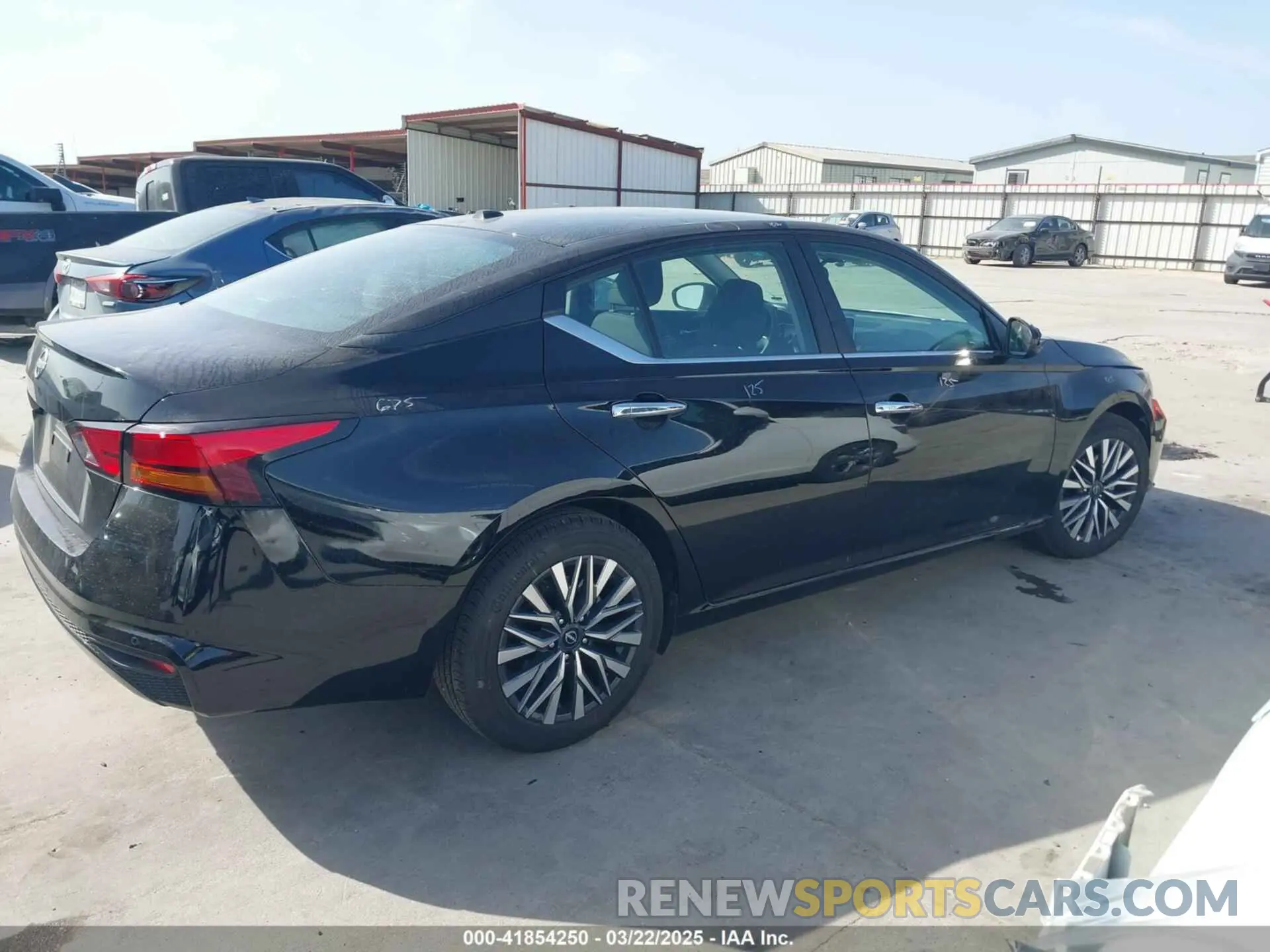 13 fotografías del automóvil dañado 1N4BL4DV6SN363122 NISSAN ALTIMA 2025