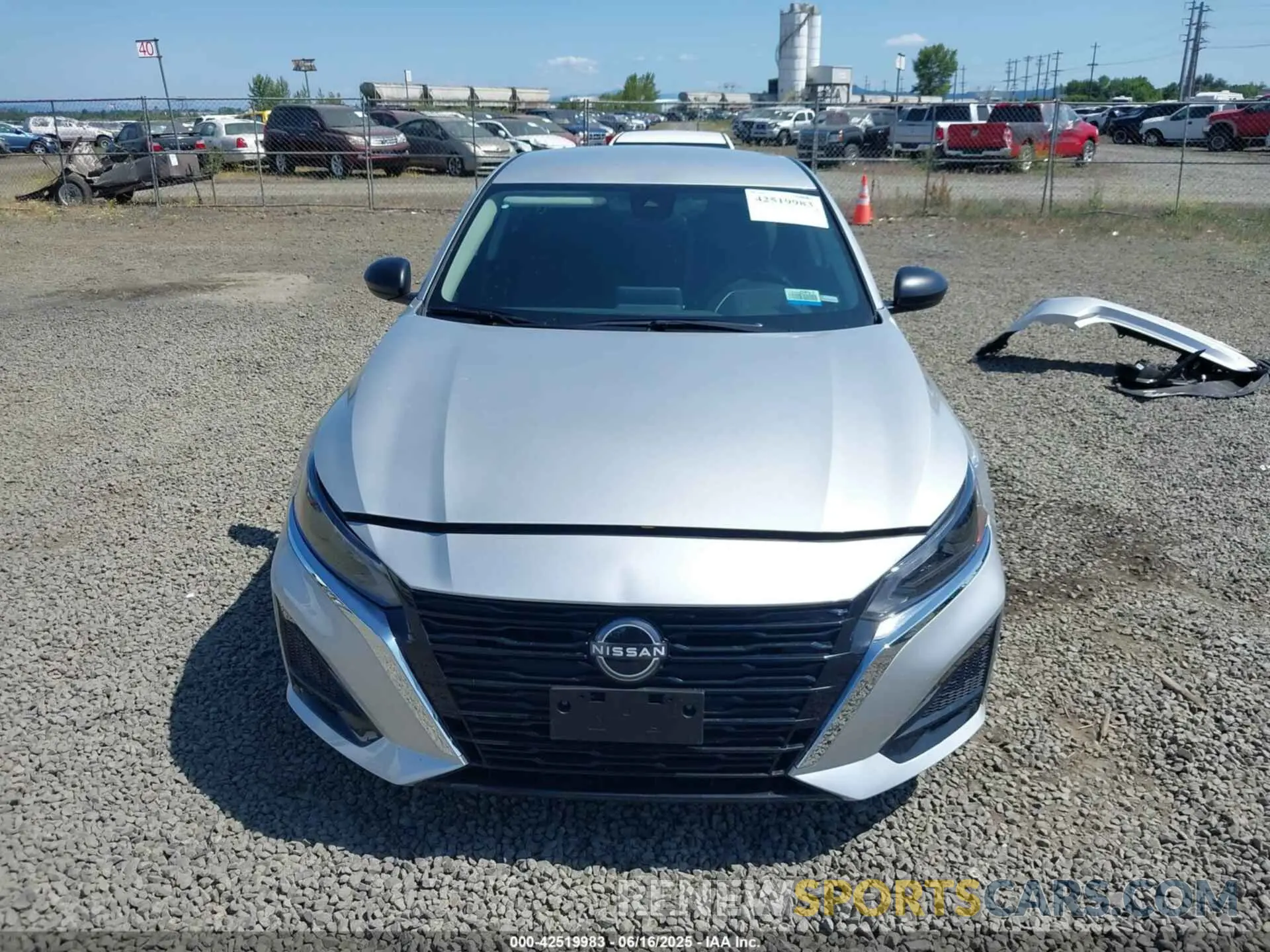 13 fotografías del automóvil dañado 1N4BL4DV6SN365033 NISSAN ALTIMA 2025