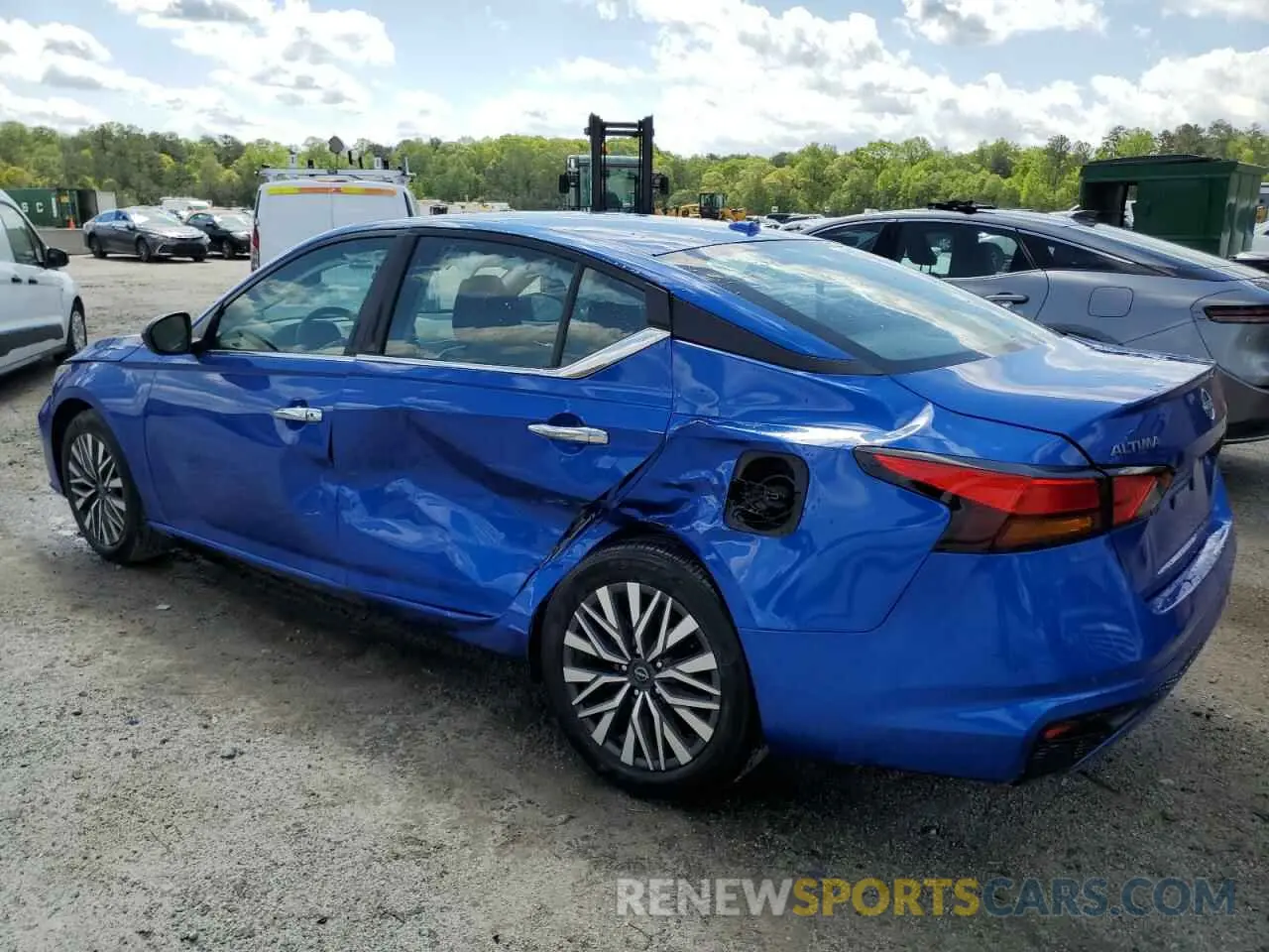 2 fotografías del automóvil dañado 1N4BL4DV7SN305763 NISSAN ALTIMA 2025