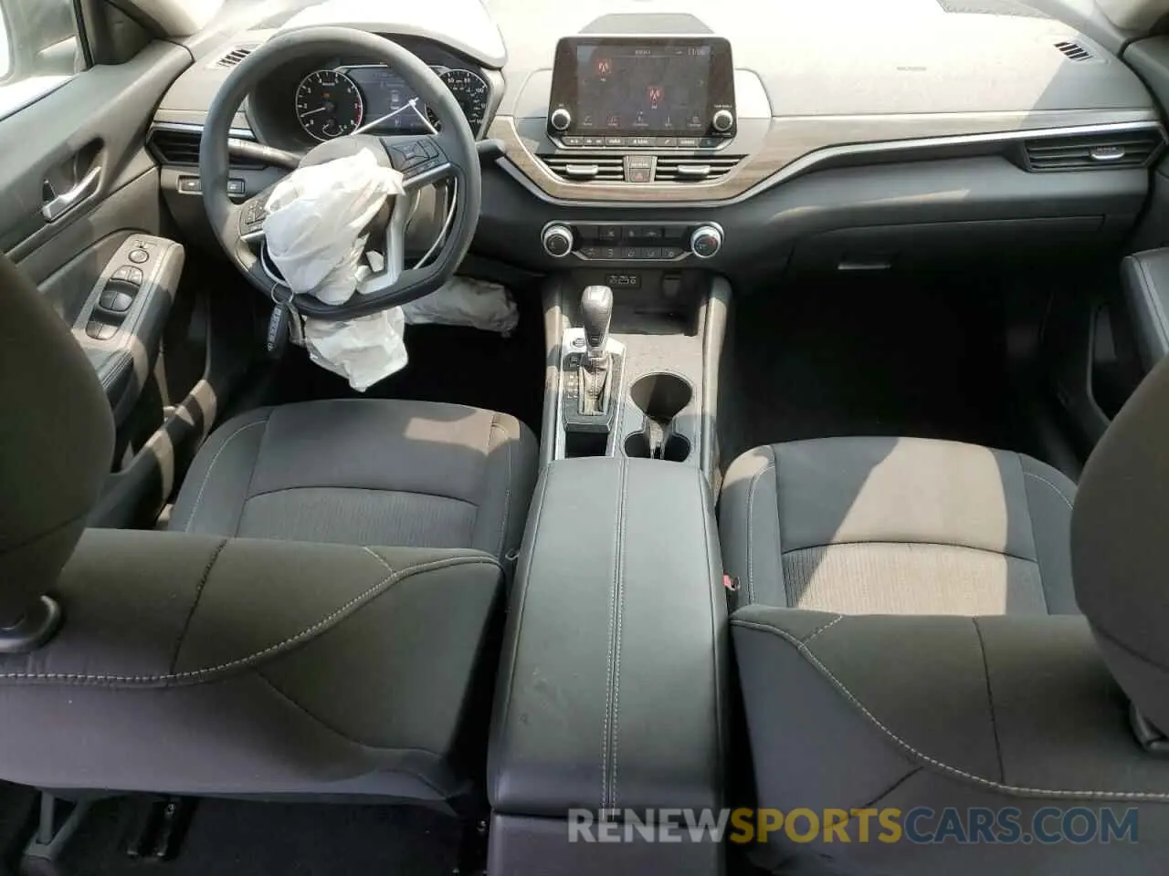8 fotografías del automóvil dañado 1N4BL4DV7SN317864 NISSAN ALTIMA 2025