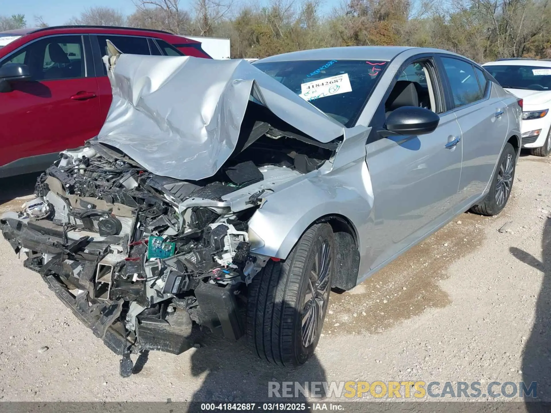 2 fotografías del automóvil dañado 1N4BL4DV7SN357393 NISSAN ALTIMA 2025