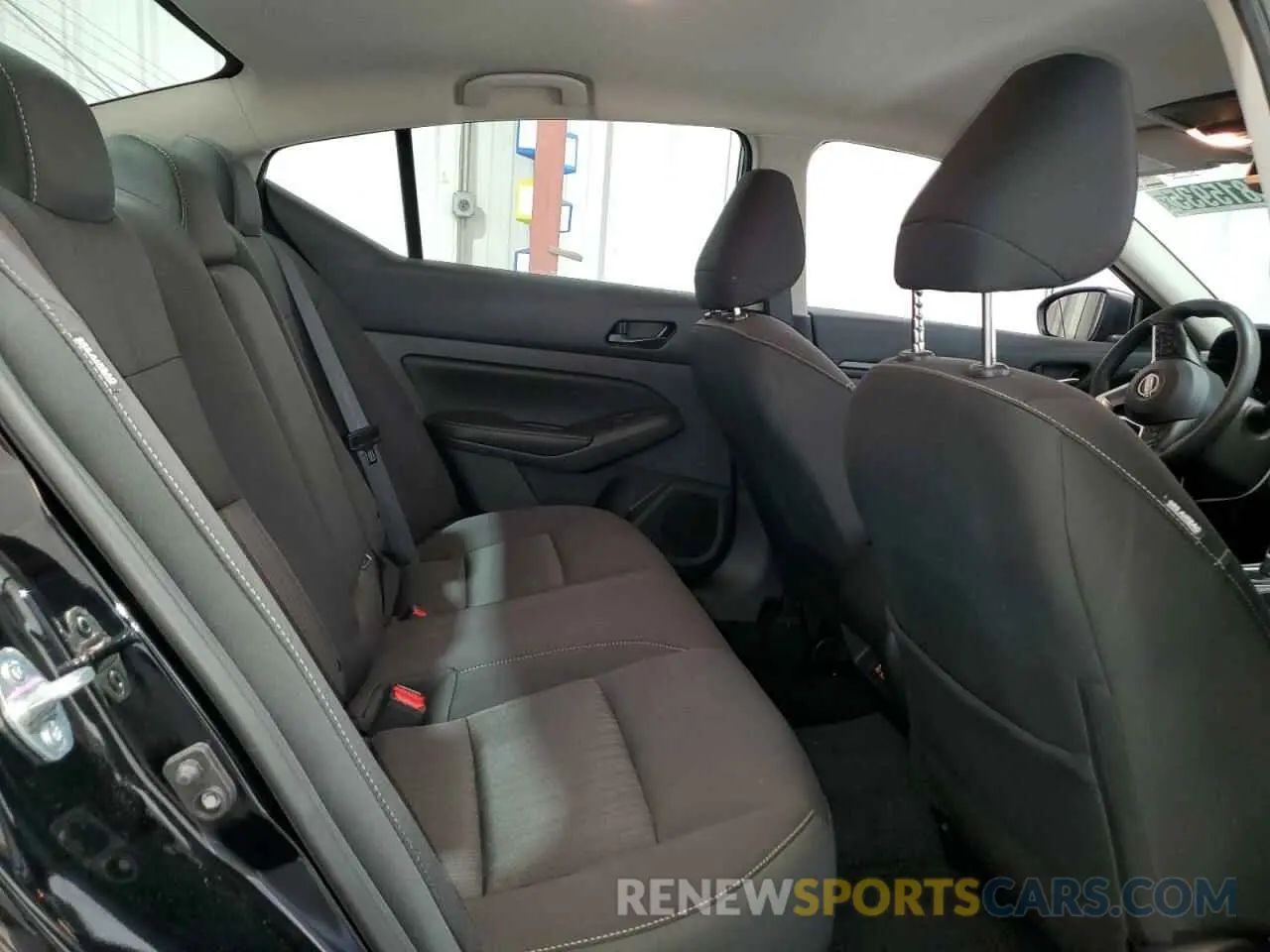 10 fotografías del automóvil dañado 1N4BL4DV8SN322605 NISSAN ALTIMA 2025