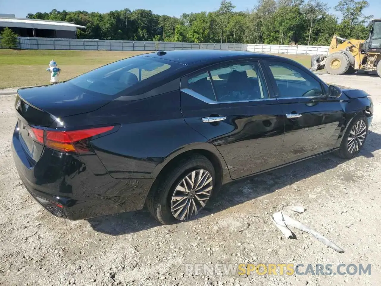 3 fotografías del automóvil dañado 1N4BL4DV8SN351716 NISSAN ALTIMA 2025